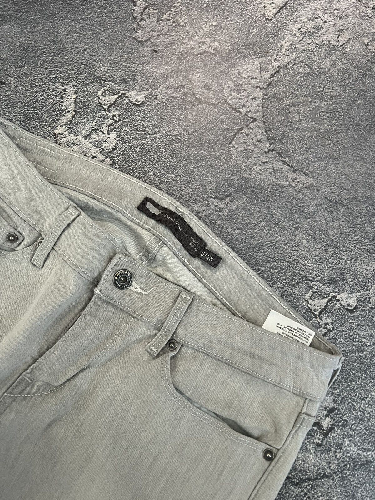 Vintage Vintage Slim Levis Jeans White - Retro Archive Style 28 Size US 28 / EU 44 - 6 Thumbnail