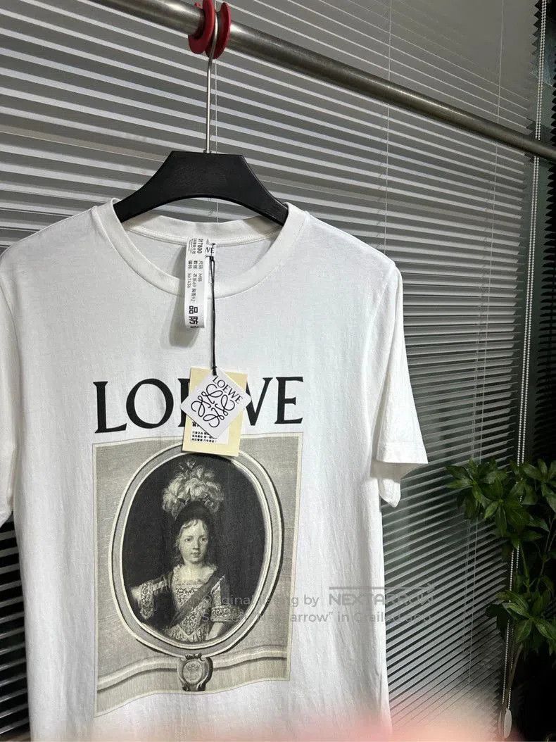 Loewe loewe short sleeve white graphic t. Size US M / EU 48-50 / 2 - 3 Thumbnail