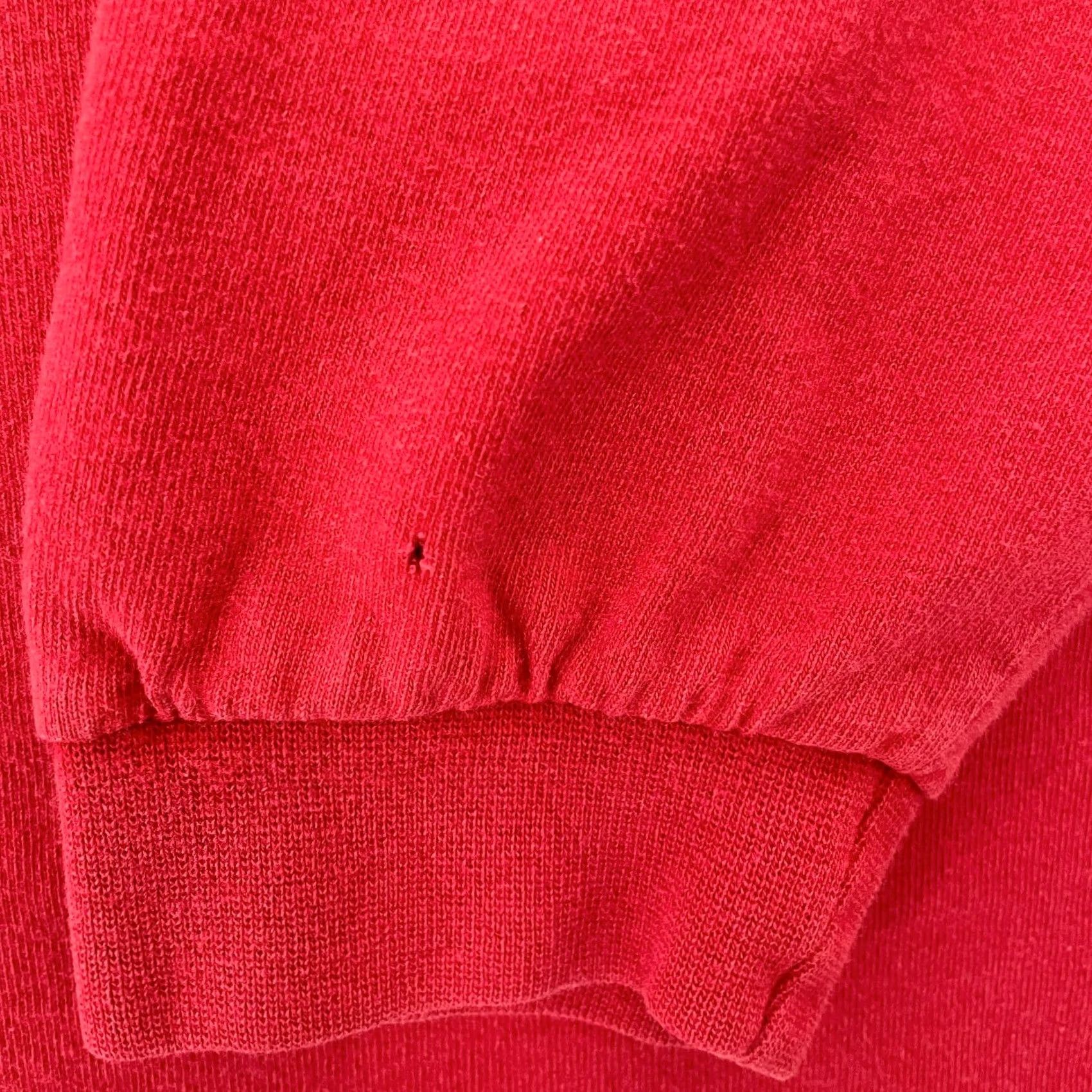 Nike VINTAGE Nike Shirt Adult XL Red Long Sleeve Crew Neck Center Logo Mens Y2K Size US XL / EU 56 / 4 - 7 Thumbnail