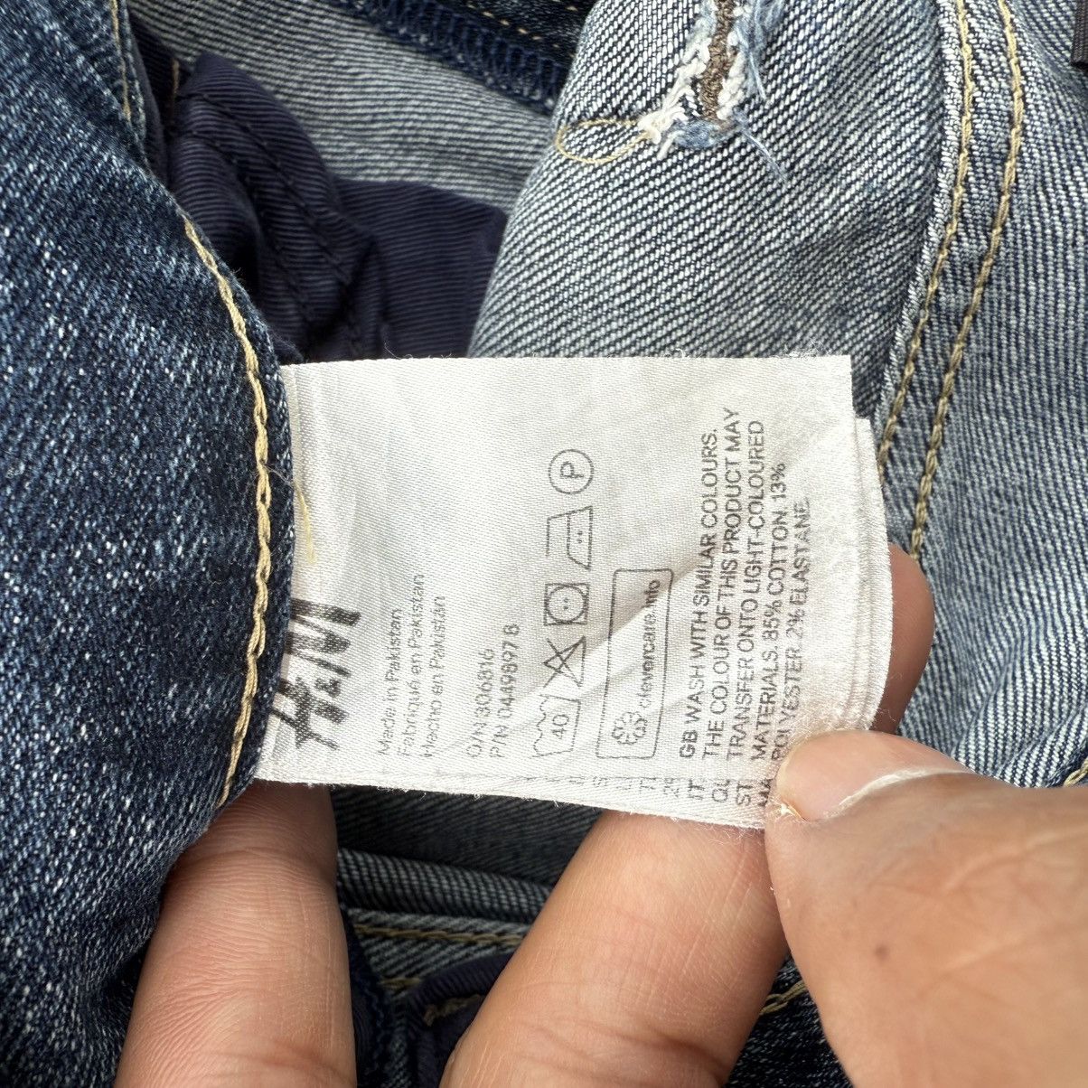 Japanese Brand VINTAGE JAPANESE SKINNY FADED JEAN DENIM PANTS Size US 34 / EU 50 - 14 Thumbnail