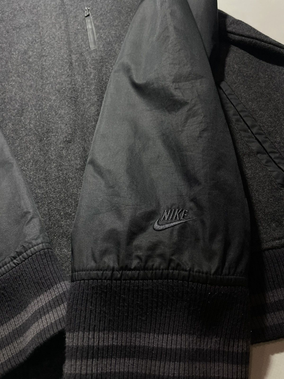 Nike Vintage Nike Wool Varsity Bomber Jacket Size US XL / EU 56 / 4 - 7 Thumbnail