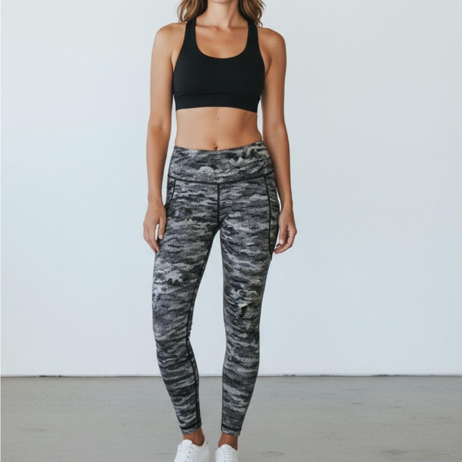 Lululemon Lululemon leggings size 4 Size 27" / US 4 / IT 40 - 2 Thumbnail