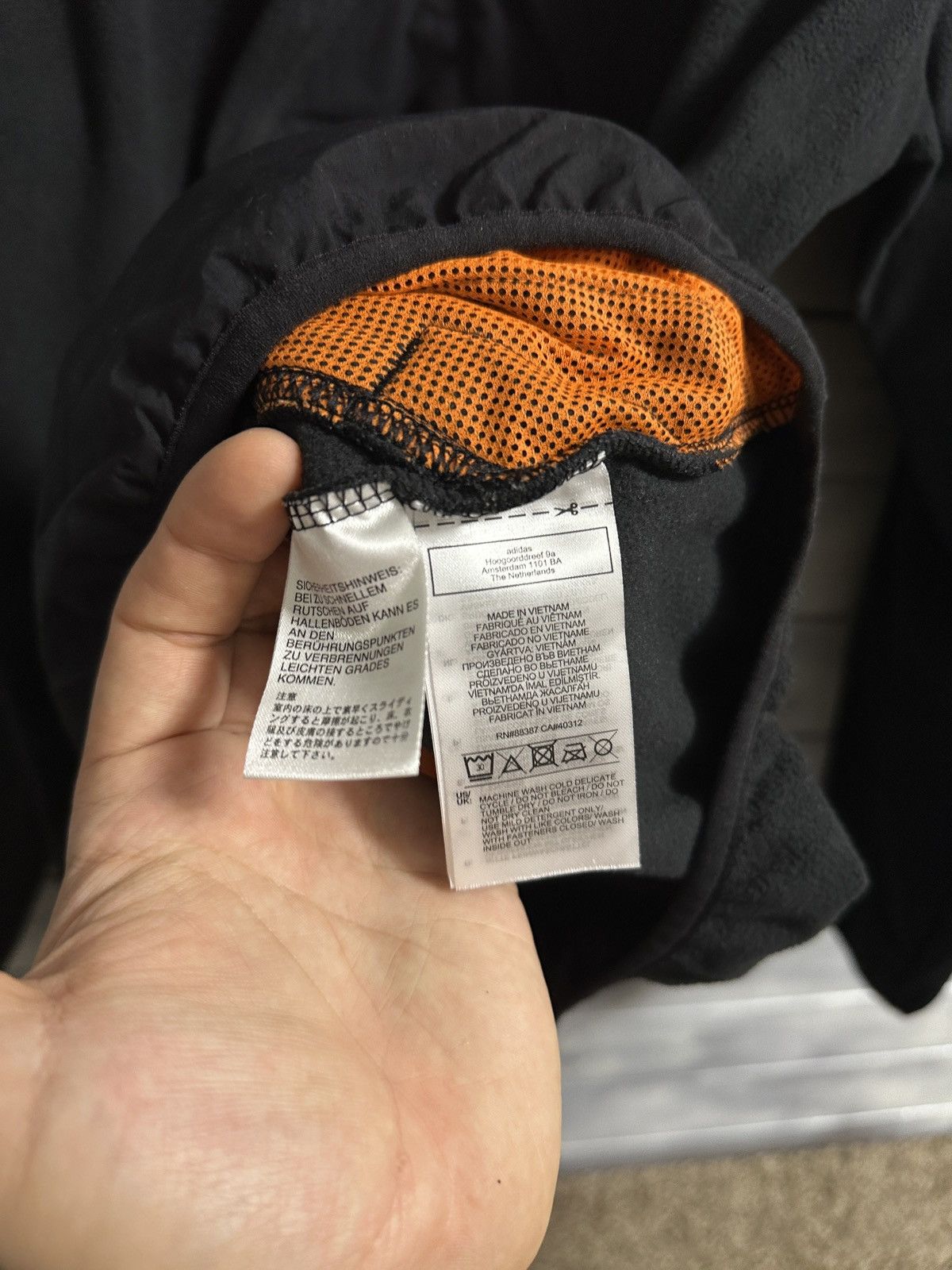 Adidas Rare Adidas Juventus Soccer/Football Pullover 2020 Size M Size US M / EU 48-50 / 2 - 13 Thumbnail