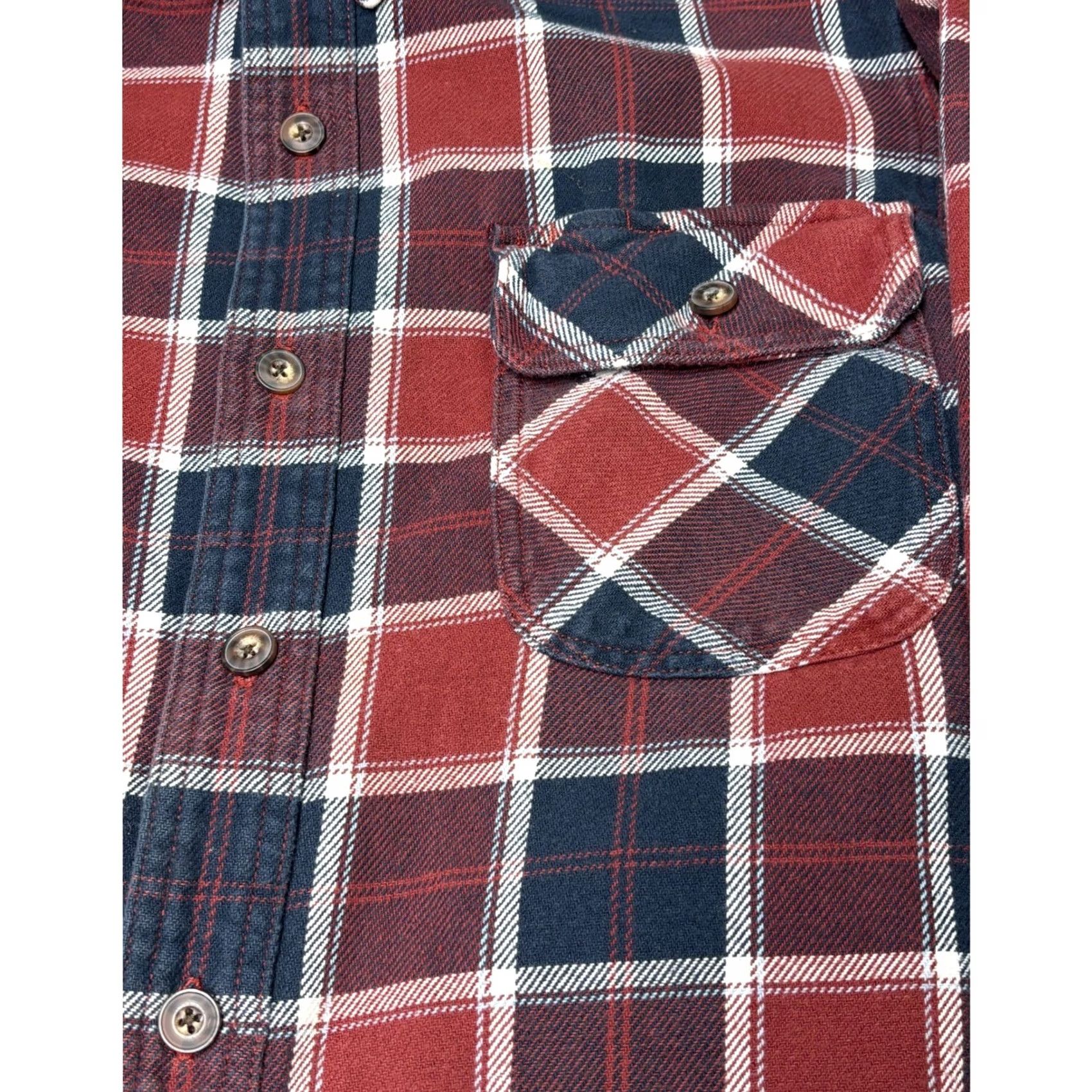 Duluth Trading Company Duluth Trading Co Flannel Shirt Men L Long Sleeve Plaid Red Navy Button-Up Chest 44 in Casual Workwear Size US L / EU 52-54 / 3 - 2 Thumbnail