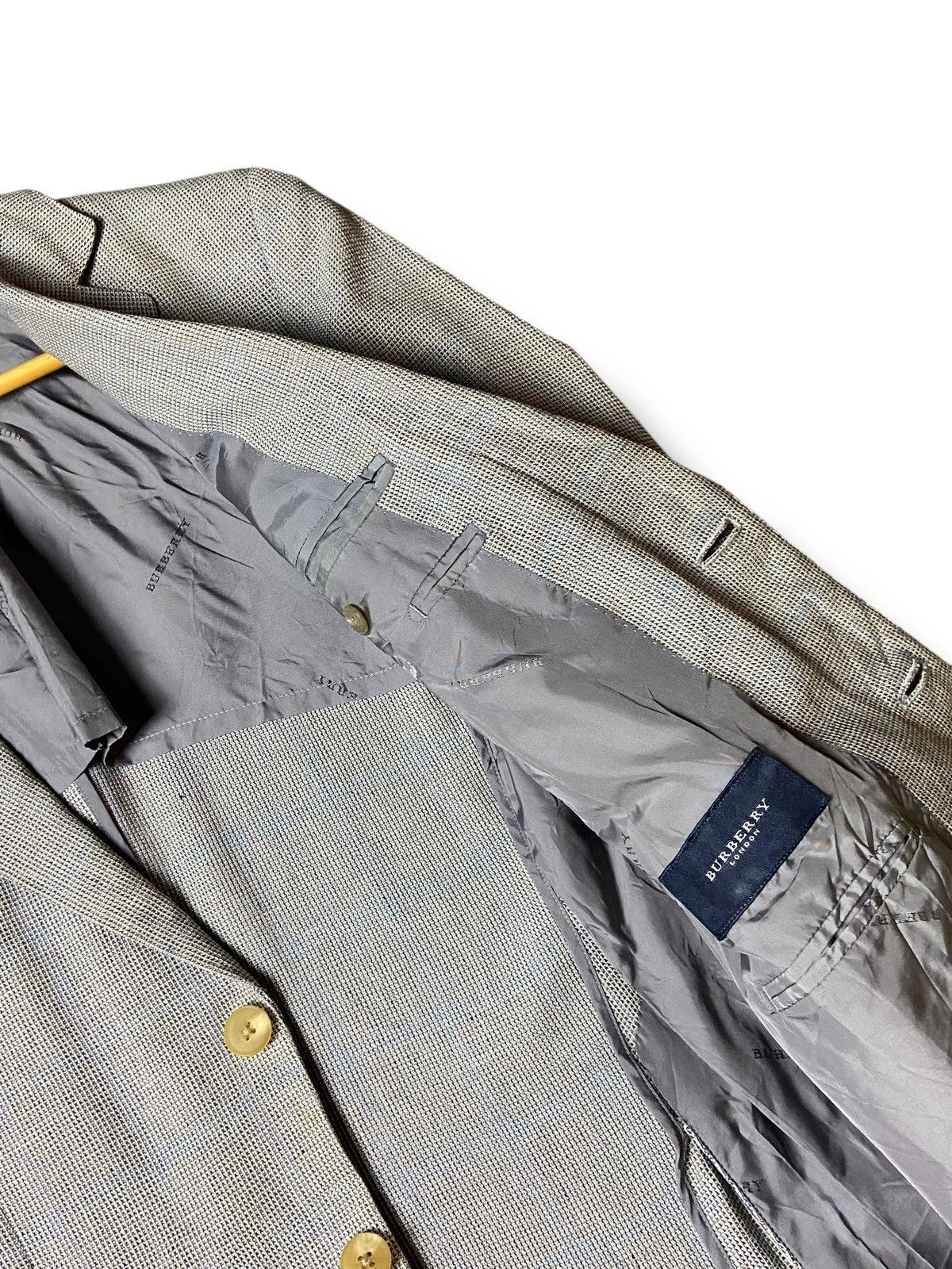 Burberry × Japanese Brand × Vintage Vintage Burberry London Light Blazer (125) Size US XXS / EU 40 - 3 Thumbnail