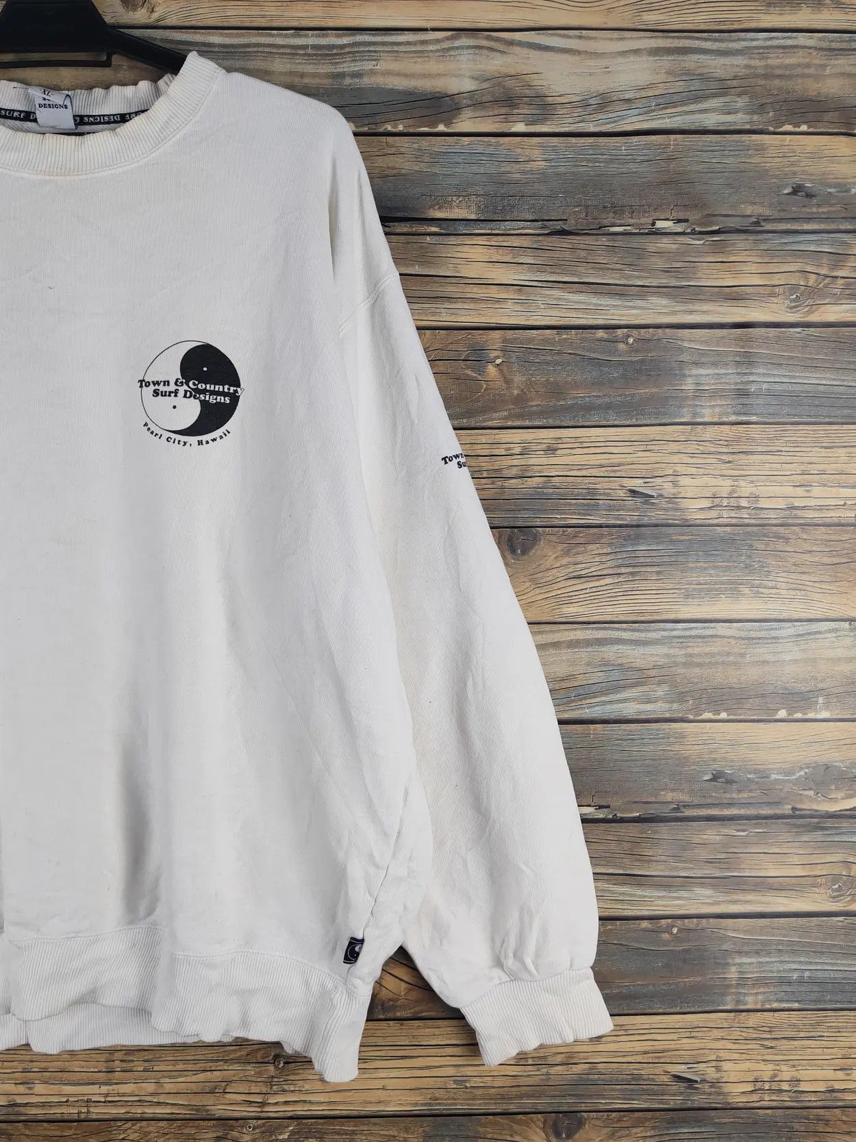 Japanese Brand DL T&C Surf Designs White Sweatshirts #S2800T Size US XL / EU 56 / 4 - 13 Thumbnail