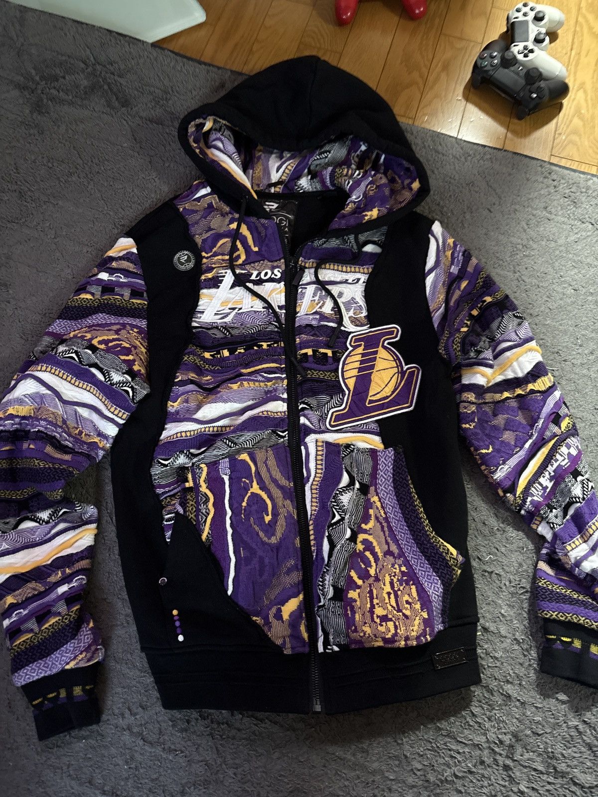 Coogi COOGI x Los Angeles Lakers Full Zip Hoodie Size US S / EU 44-46 / 1 - 1 Thumbnail