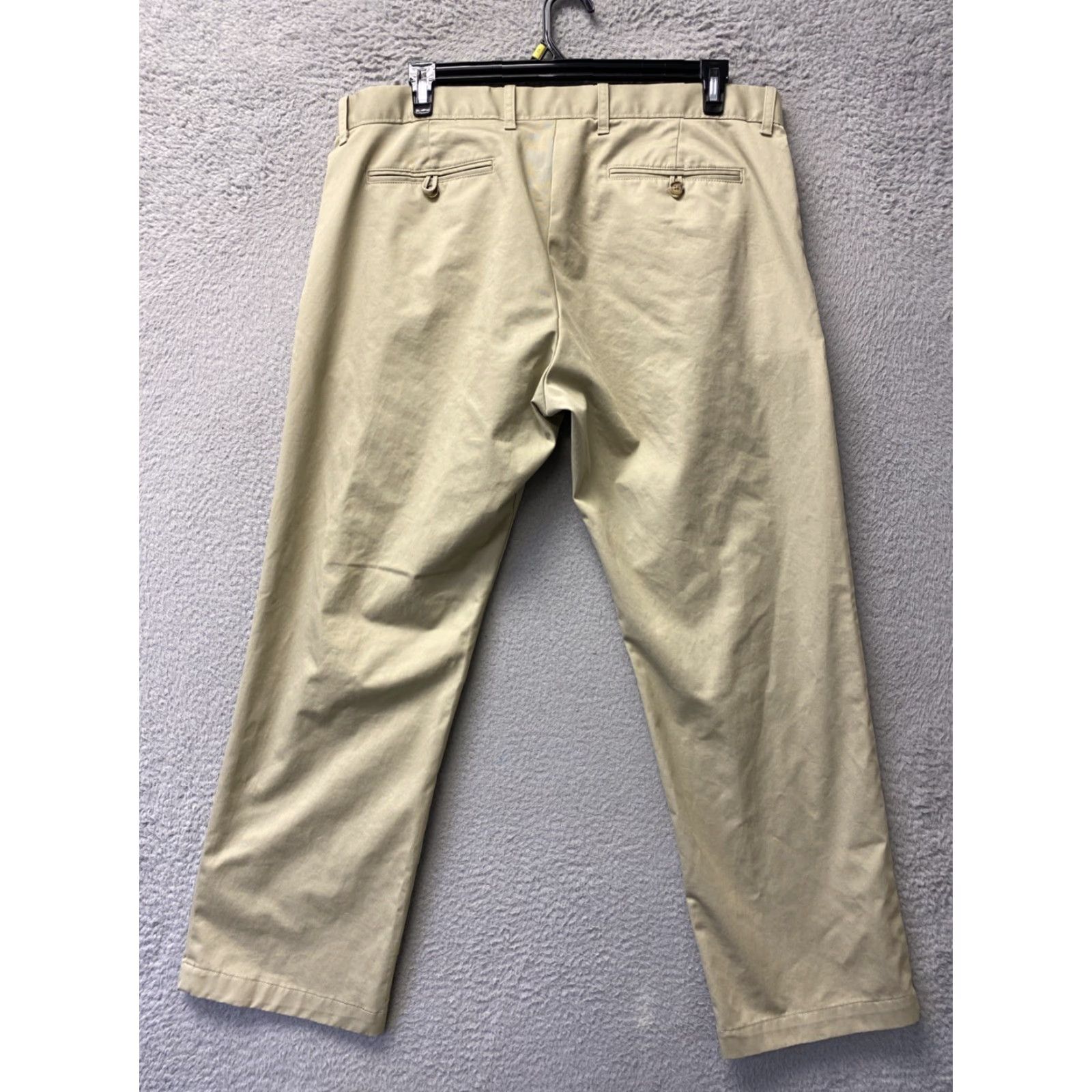 Gap Gap Pants Men's 38x30 Chino Khaki Straight Leg Boot Cut Pockets Regular Size Type Pants Mens Size US 38 / EU 54 - 6 Thumbnail