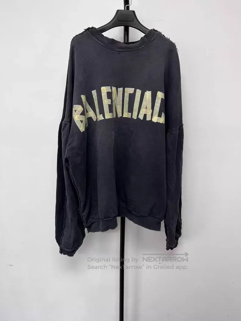Balenciaga Balenciaga Alphabet Logo Print Crew Neck Long Sleeve Sweat Size US XS / EU 42 / 0 - 1 Thumbnail