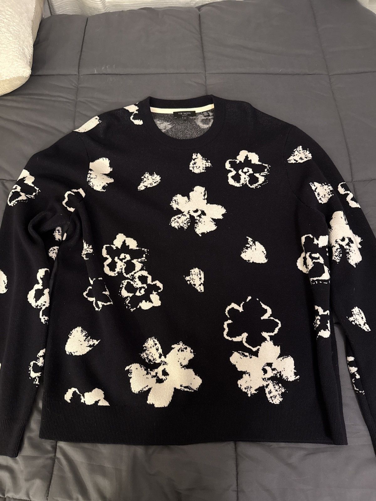 Ted Baker Ted Baker Wionna Jacquard Wool Sweater Size L / US 10 / IT 46 - 1 Thumbnail