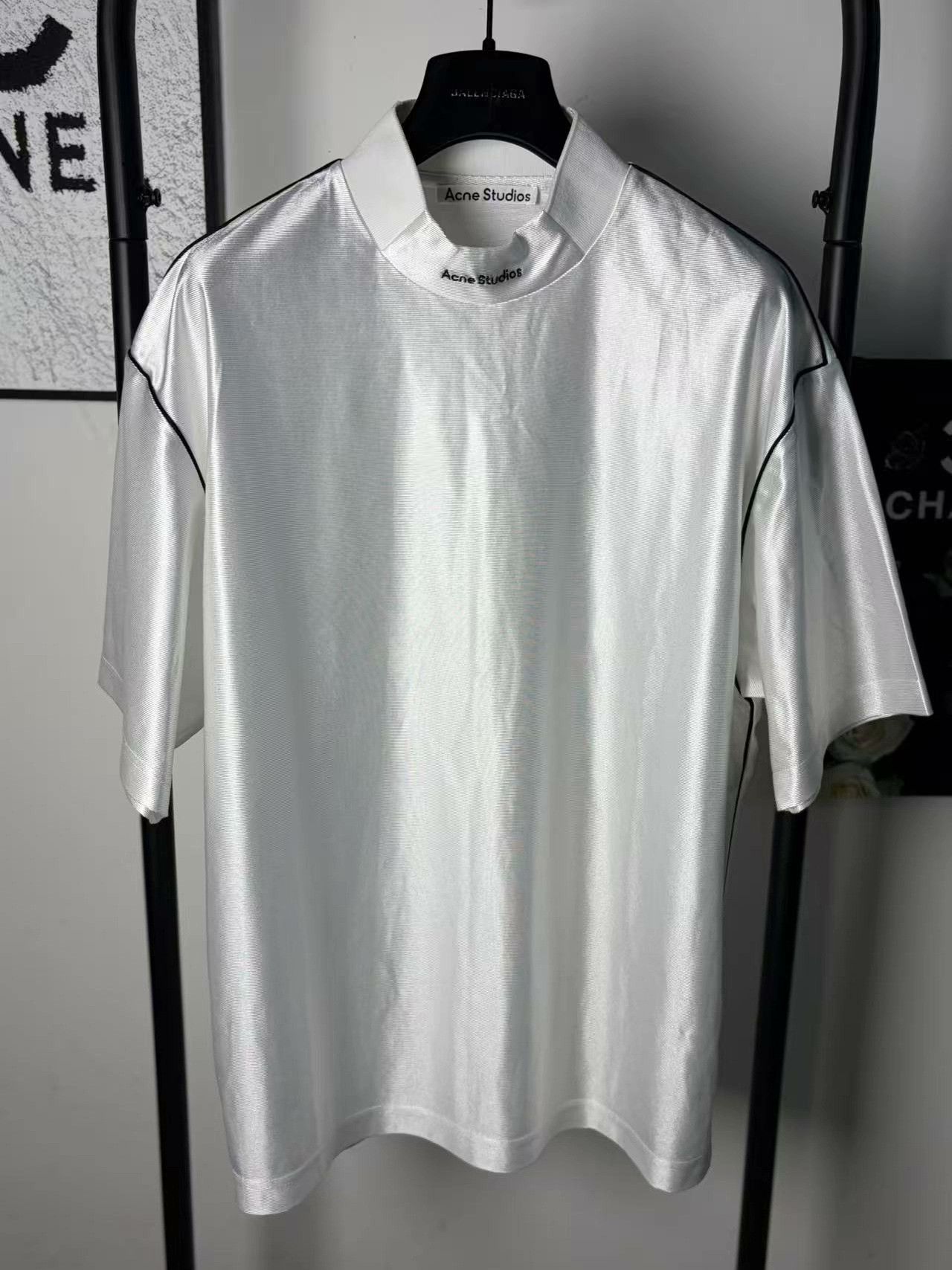 Acne Studios Acne Studios Retro Embroidered White T-Shirt m Men Size US M / EU 48-50 / 2 - 1 Thumbnail