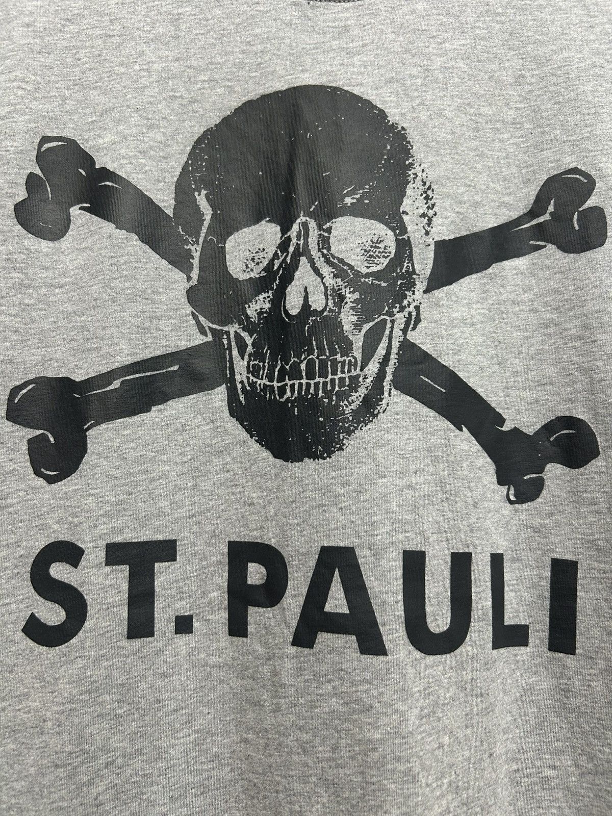 Other St. Pauli Skull Football Soccer Ultras Fans tee shirt Size US L / EU 52-54 / 3 - 4 Thumbnail