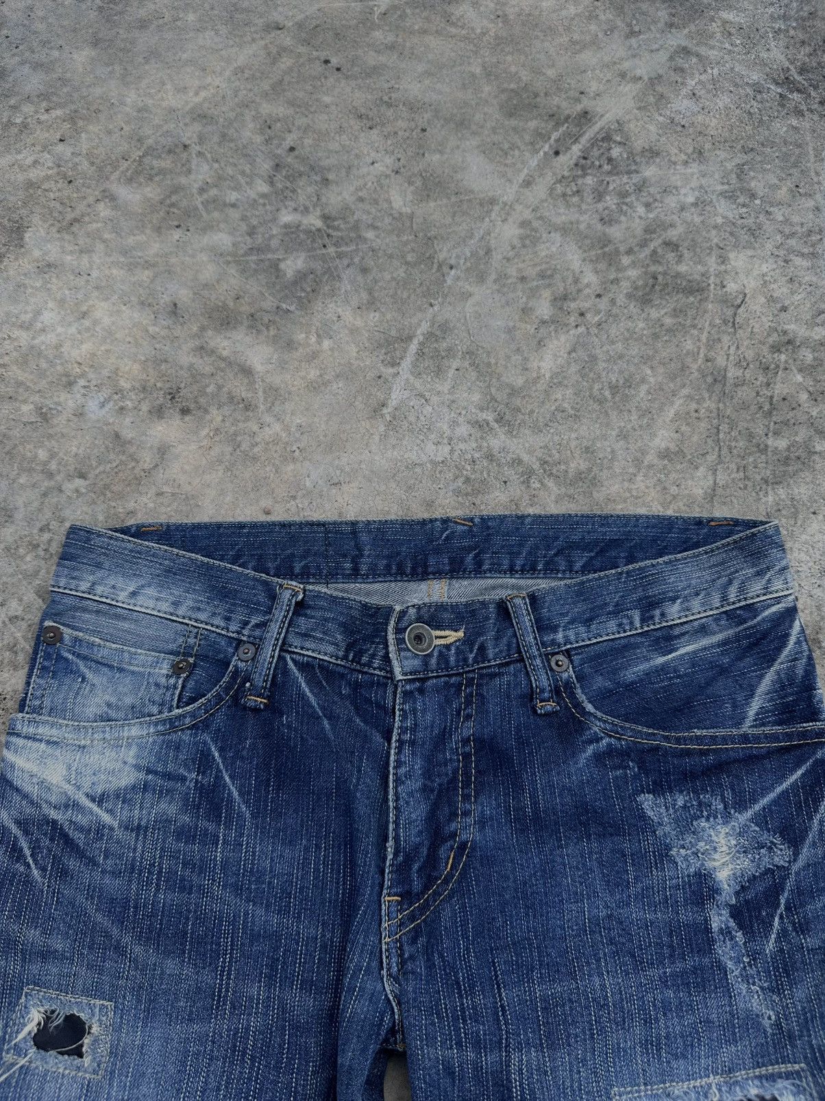 Le Grande Bleu (L.G.B.) 2000s Rare L.G.B. Leather Patch Cross Denim Size US 32 / EU 48 - 4 Thumbnail