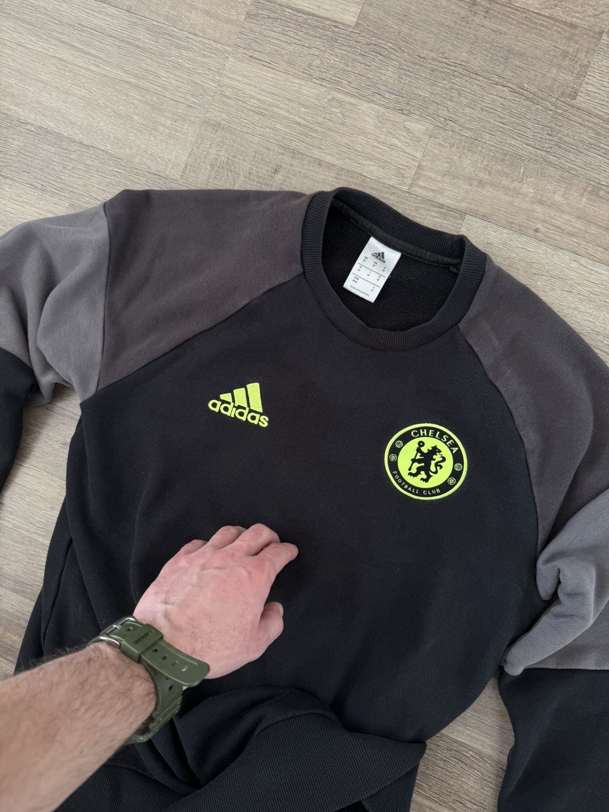 Adidas Adidas Y2K Chelsea London 2016 Soccer Sweatshirt Blokecore Size US M / EU 48-50 / 2 - 8 Thumbnail