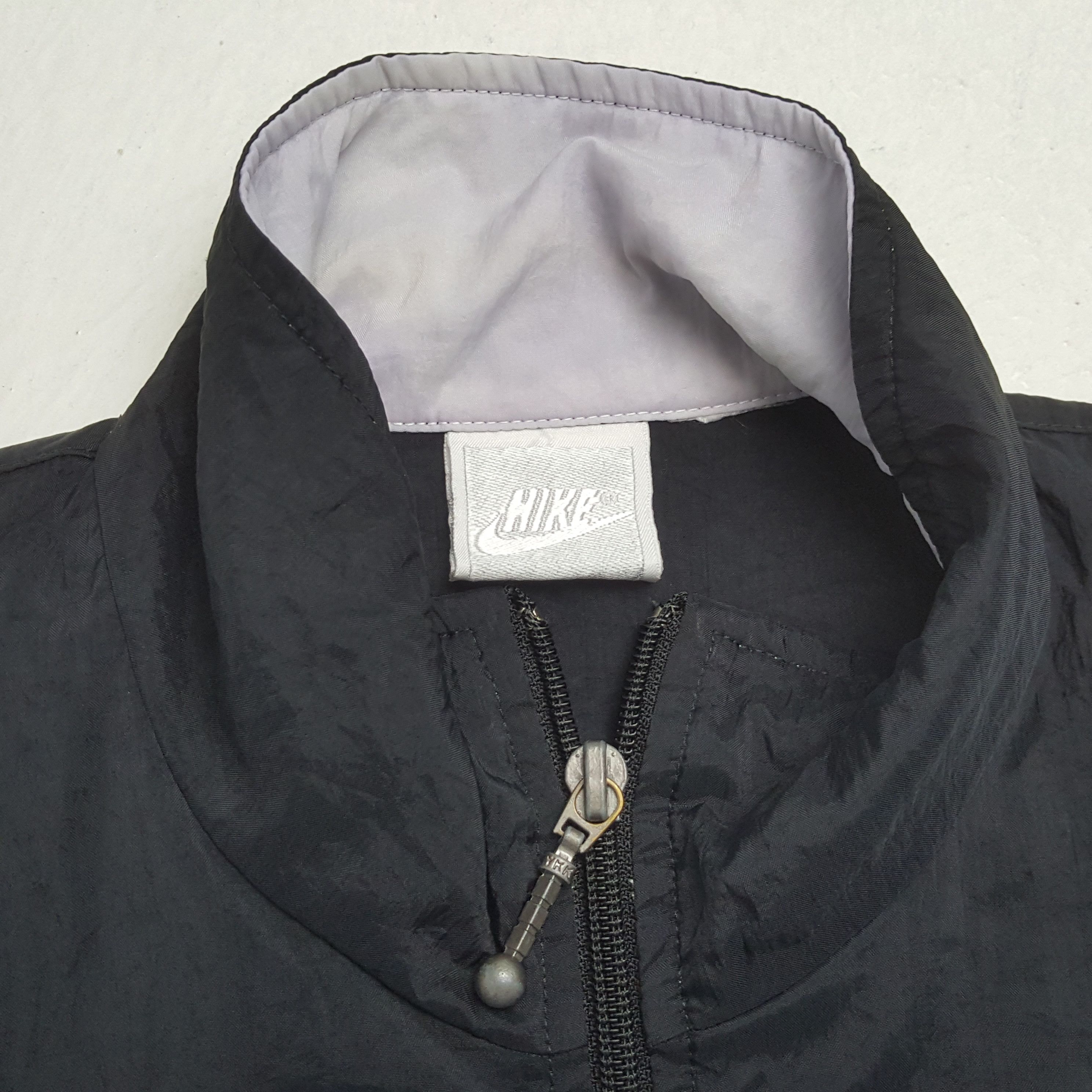 Nike × Vintage Vintage NIKE Sportswear Streetwear Windbreaker Jacket Size US XL / EU 56 / 4 - 9 Thumbnail