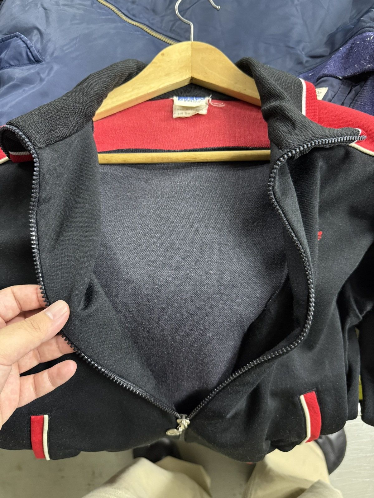 Adidas vintage 80s adidas track top Size US S / EU 44-46 / 1 - 16 Thumbnail