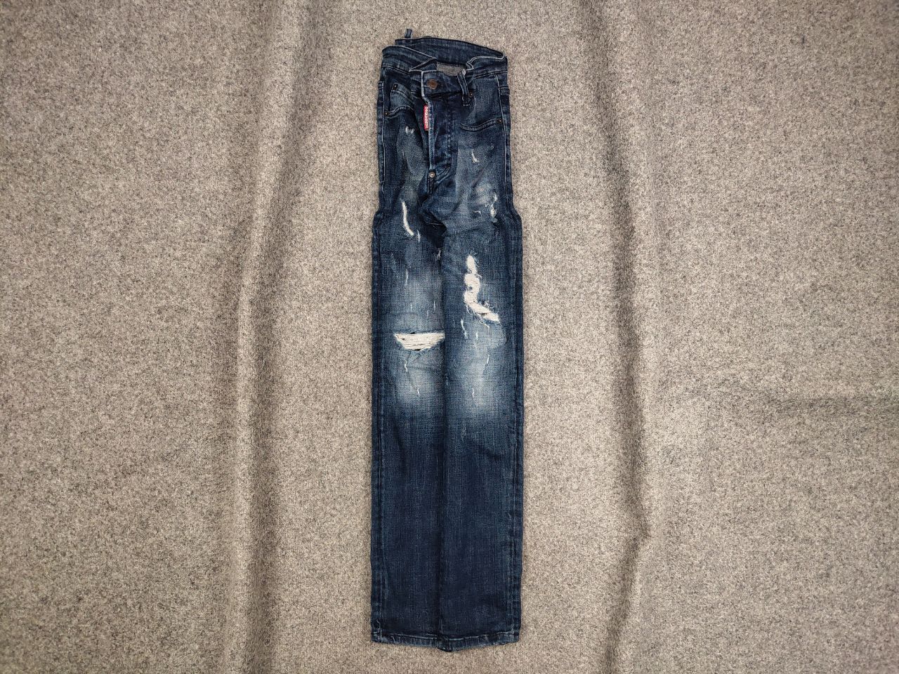 Dsquared2 Dsquared2 authentic Design Distressed logo Denim Jeans Size US 32 / EU 48 - 1 Thumbnail