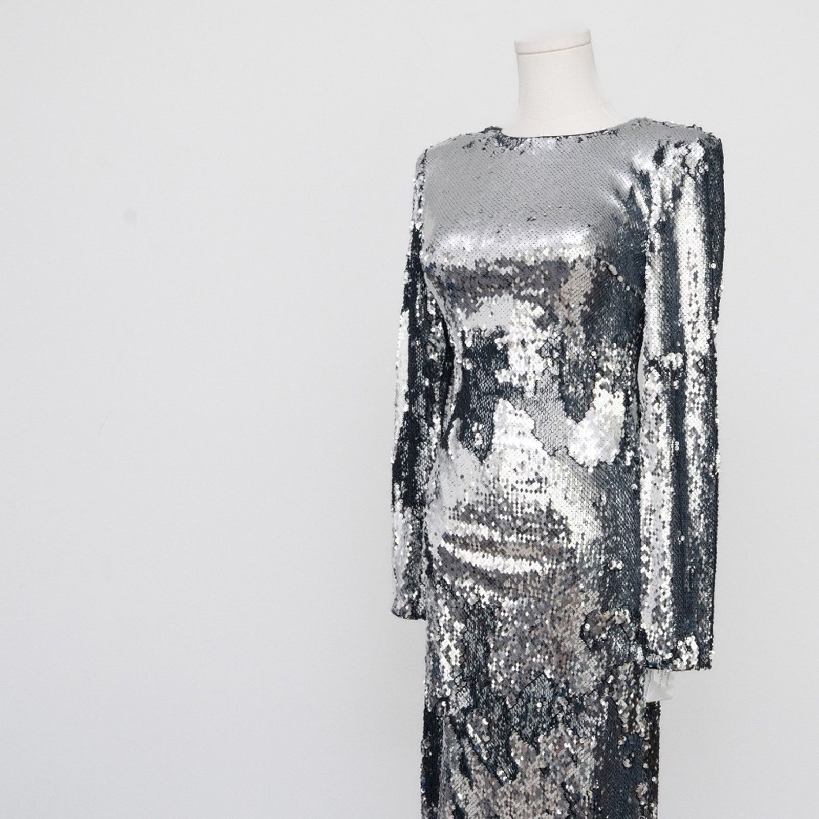 Dress the Population Dress The Population | Natalie Dress in Silver. Size Small. Size S / US 4 / IT 40 - 12 Thumbnail