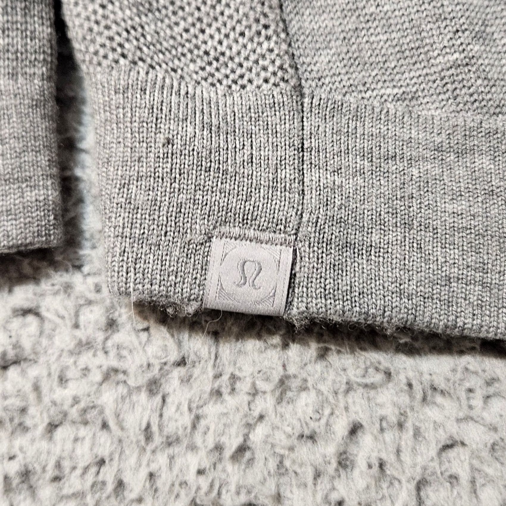 Lululemon Ship fast: A standard phrase that is helpful for buyers Size US S / EU 44-46 / 1 - 3 Thumbnail