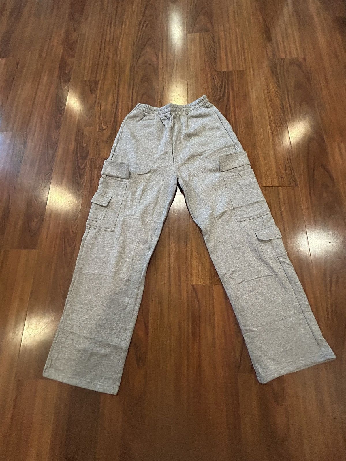 Shein Women’s Grey Carrgi Sweatpants (Brand New) Size 33" - 1 Thumbnail