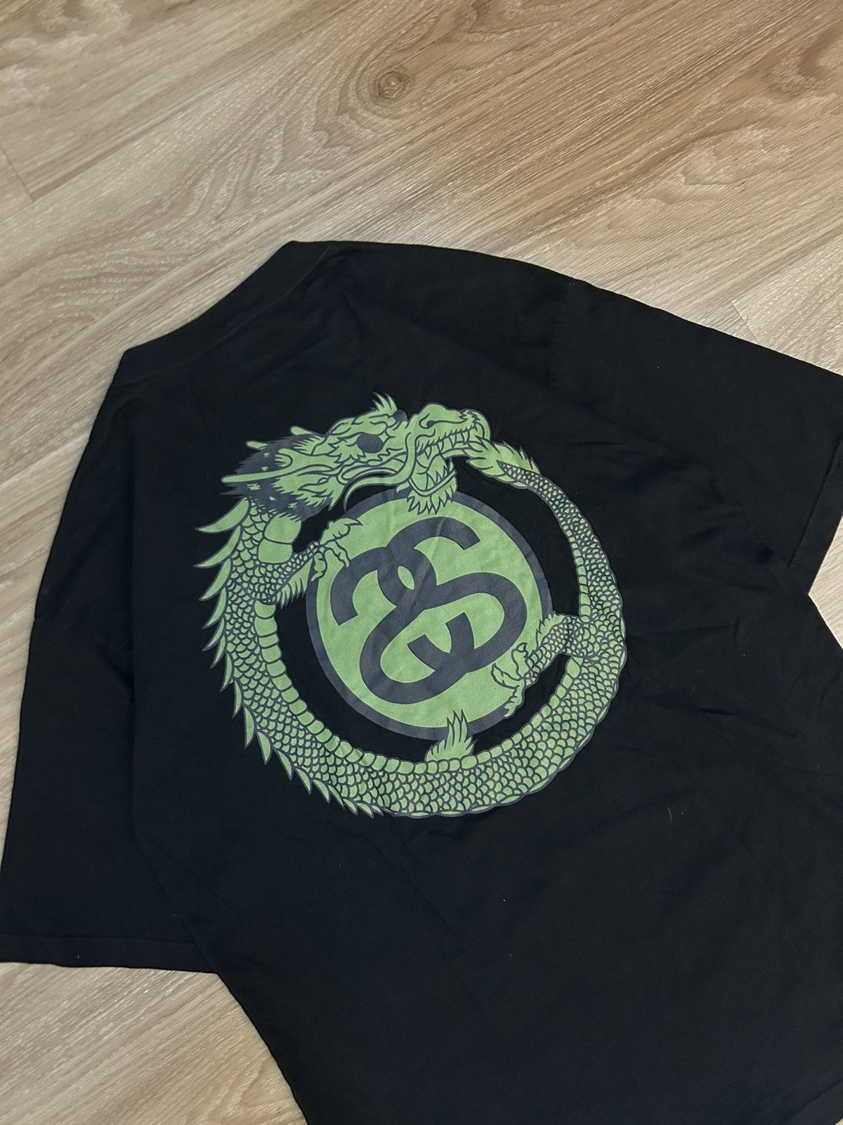 Stussy 🐉VINTAGE 90s Stüssy "Dragon Ouroboros" T-Shirt - Made in USA Size US L / EU 52-54 / 3 - 7 Thumbnail