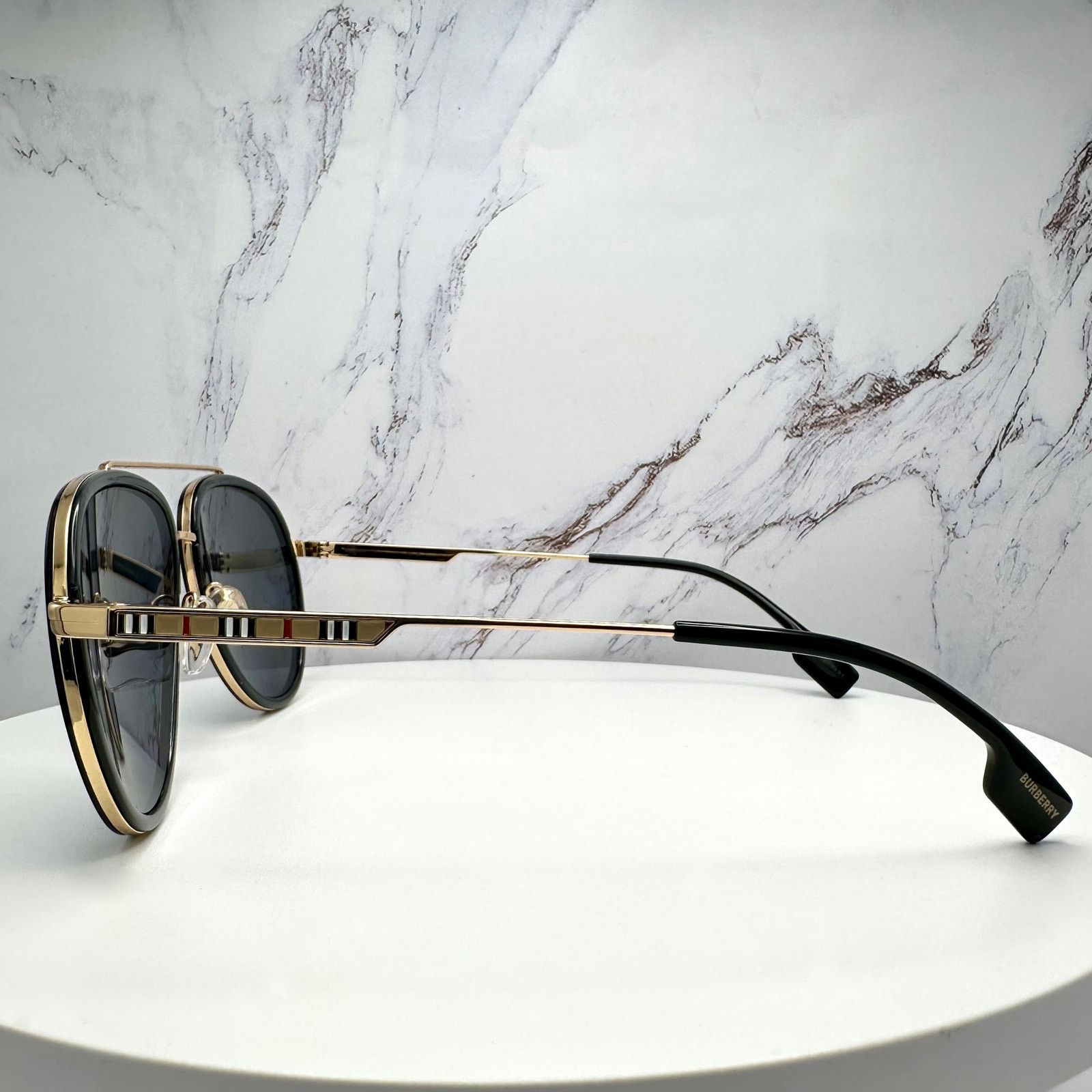 Burberry New Burberry Sunglasses Polarized Gold Black Aviator Size ONE SIZE - 16 Thumbnail