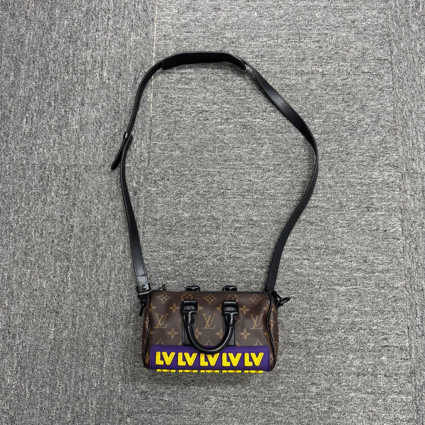 Louis Vuitton lv Runway Keepall Collab Crossbody Bag 95New 21x9x12cm Size ONE SIZE - 1 Thumbnail