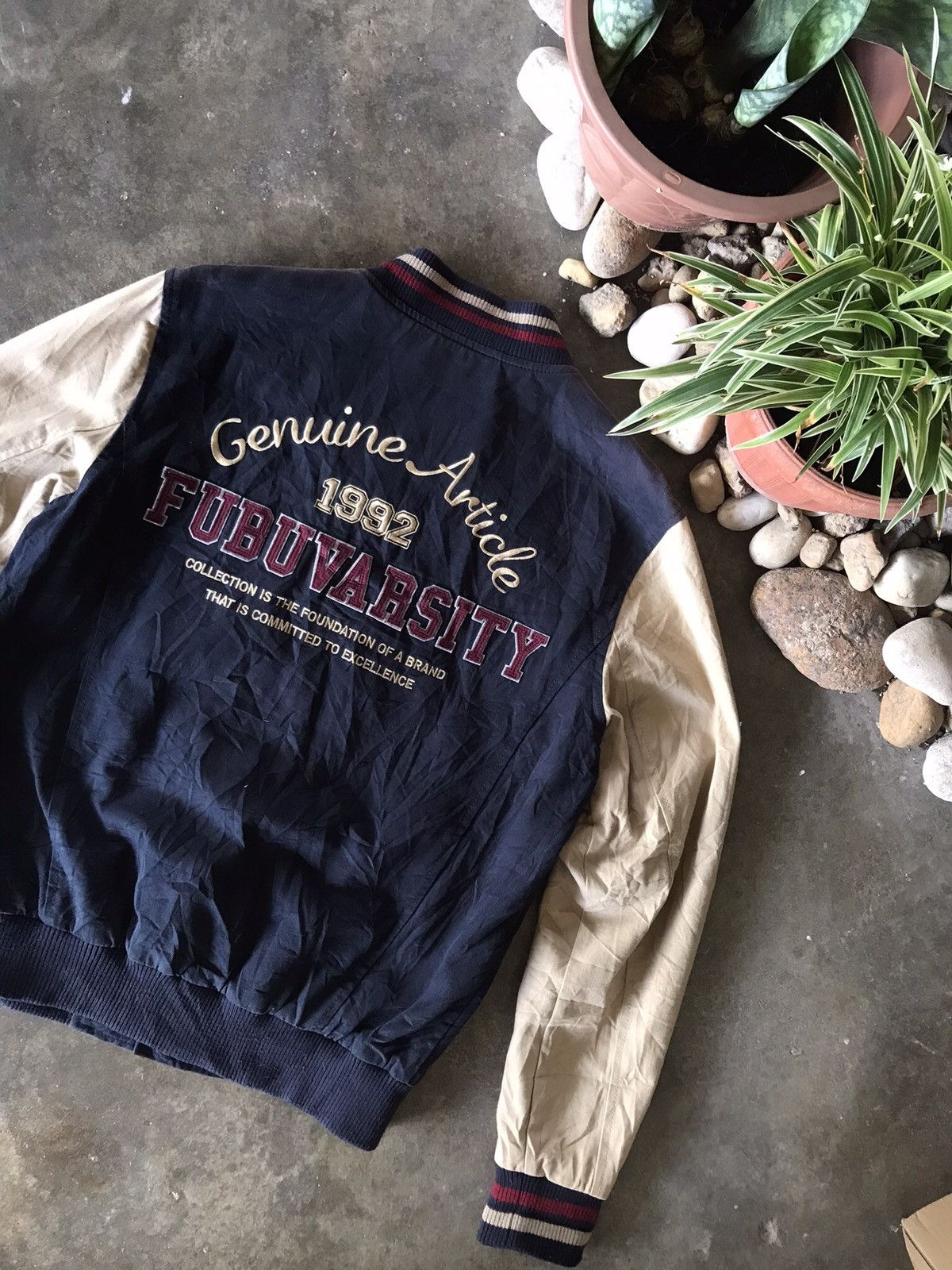 Fubu × Vintage Vintage Faded Fubu Varsity Genuine Article 1992 Size US M / EU 48-50 / 2 - 1 Thumbnail
