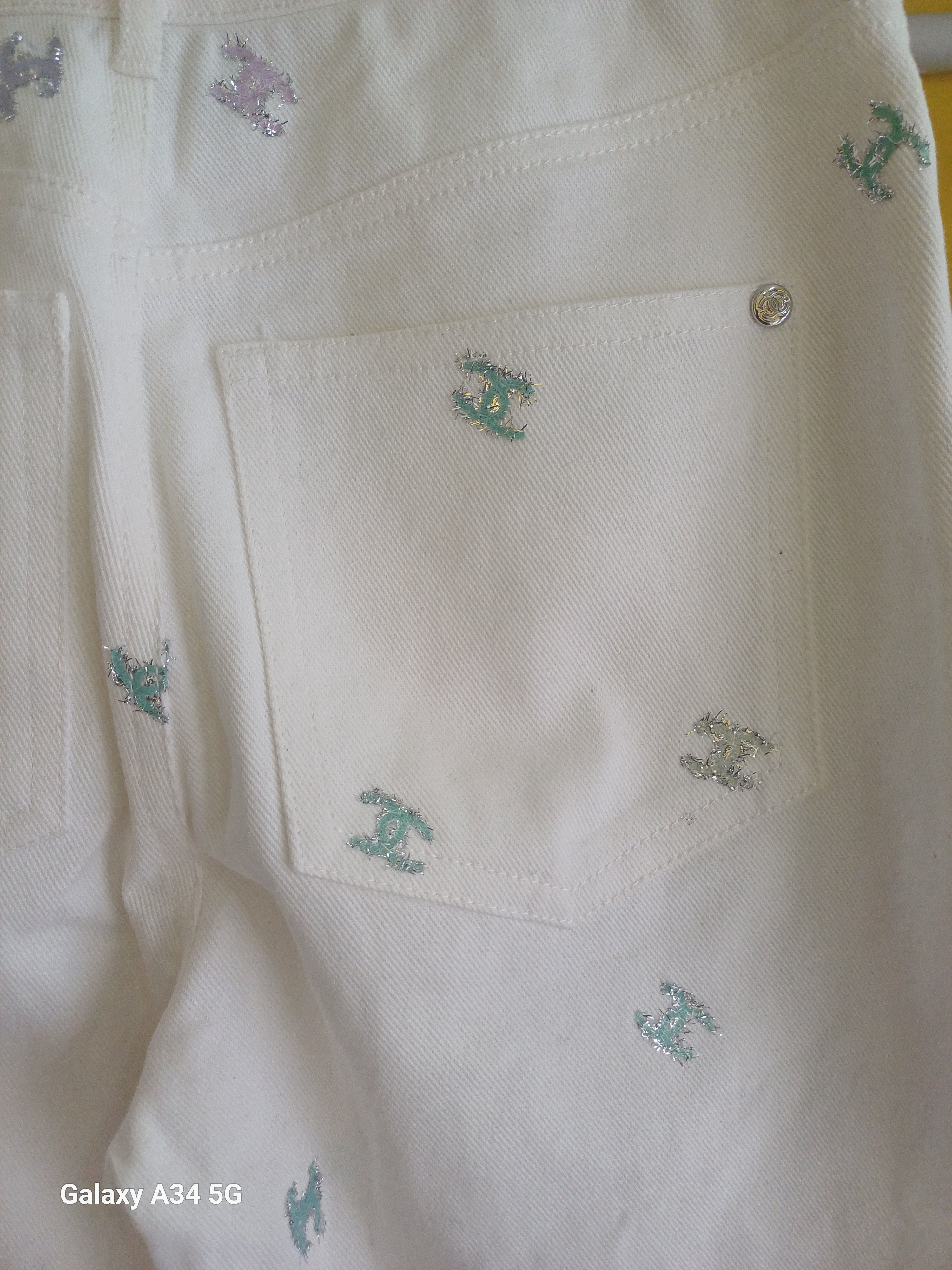 Chanel CHANEL GLITTER STRAIGHT JEANS Size 36" / US 14 / IT 50 - 3 Thumbnail