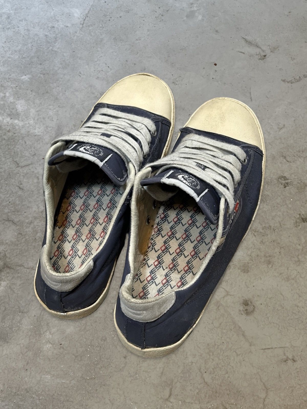 Diesel (SS09) ONWARD LOW TOP Size US 9 / EU 42 - 8 Thumbnail