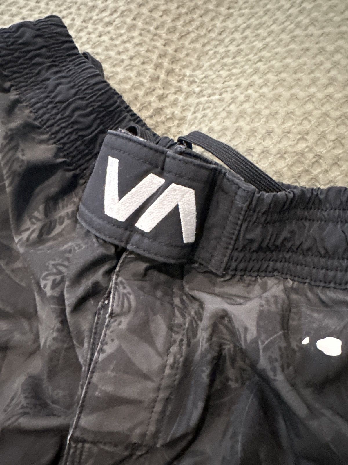 RVCA Rvca bjj shorts Size US 32 / EU 48 - 2 Thumbnail
