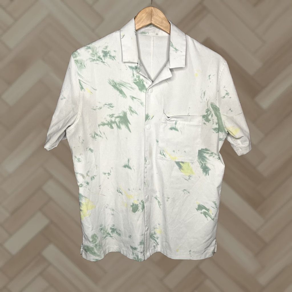 Lululemon Lululemon Shirt Mens Medium Airing Easy Camp Collar Snap Performance Button Up Size US L / EU 52-54 / 3 - 1 Thumbnail