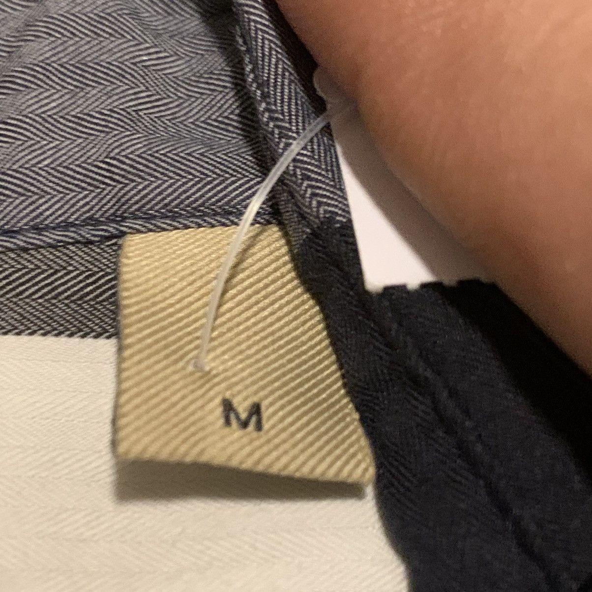 Burberry BURBERRY SHORT SLEVES NOVA CHECK BUTTON UP SHIRT Size US M / EU 48-50 / 2 - 4 Thumbnail