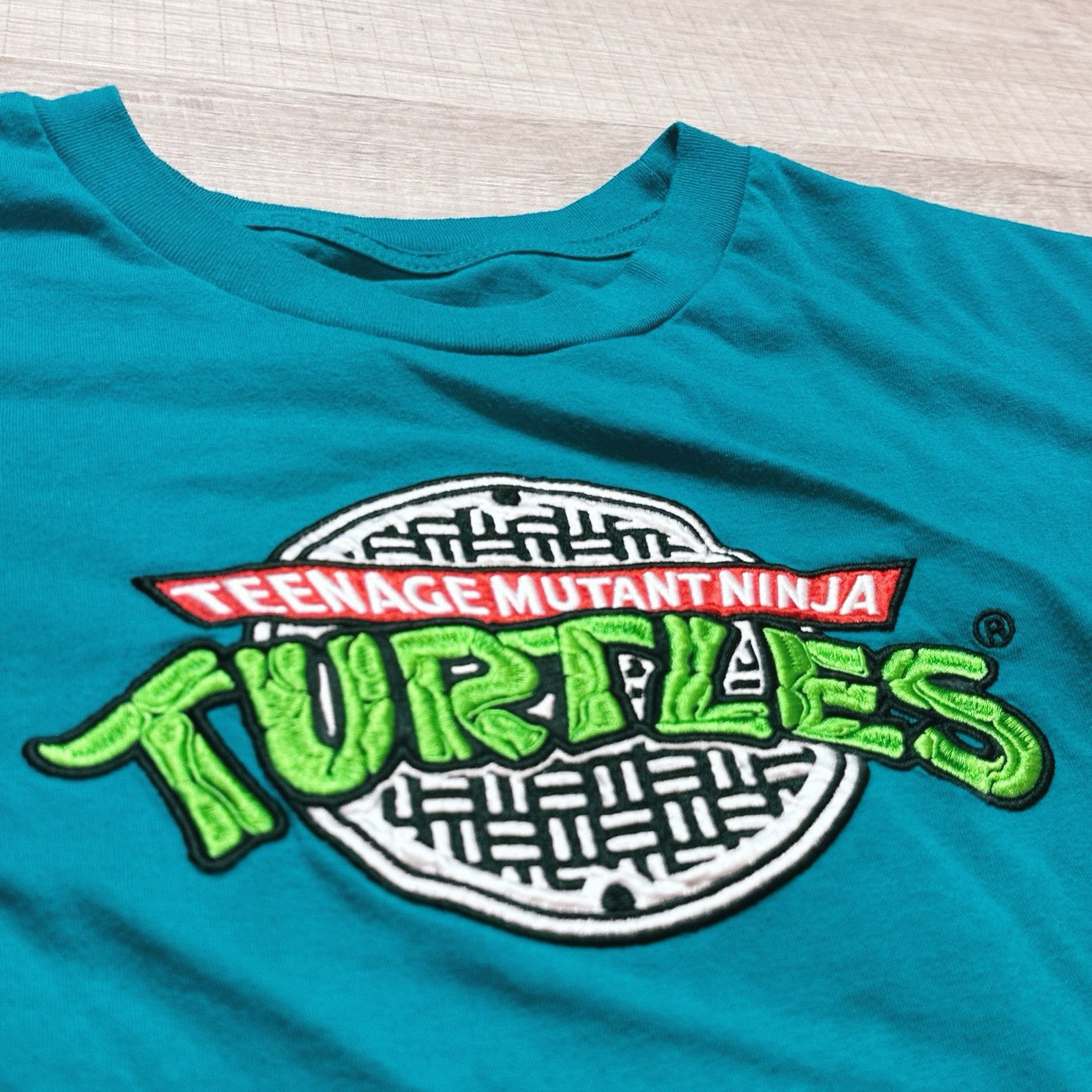 Nickelodeon Teenage Mutant Ninja Turtles Logo Graphic Shirt Men’s 2XL Size US XXL / EU 58 / 5 - 8 Thumbnail