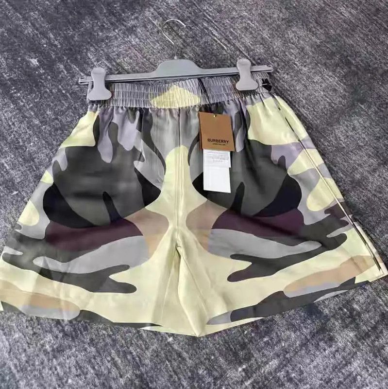 Burberry Burberry Summer Multicolor Silk Shorts Size 26" / US 2 / IT 38 - 1 Thumbnail
