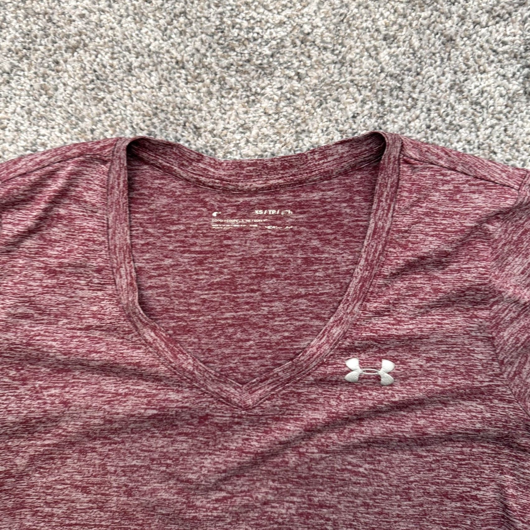 Under Armour Under Armour Shirt Womens XS Tech Athletic Running V Neck Size XS / US 0-2 / IT 36-38 - 4 Thumbnail
