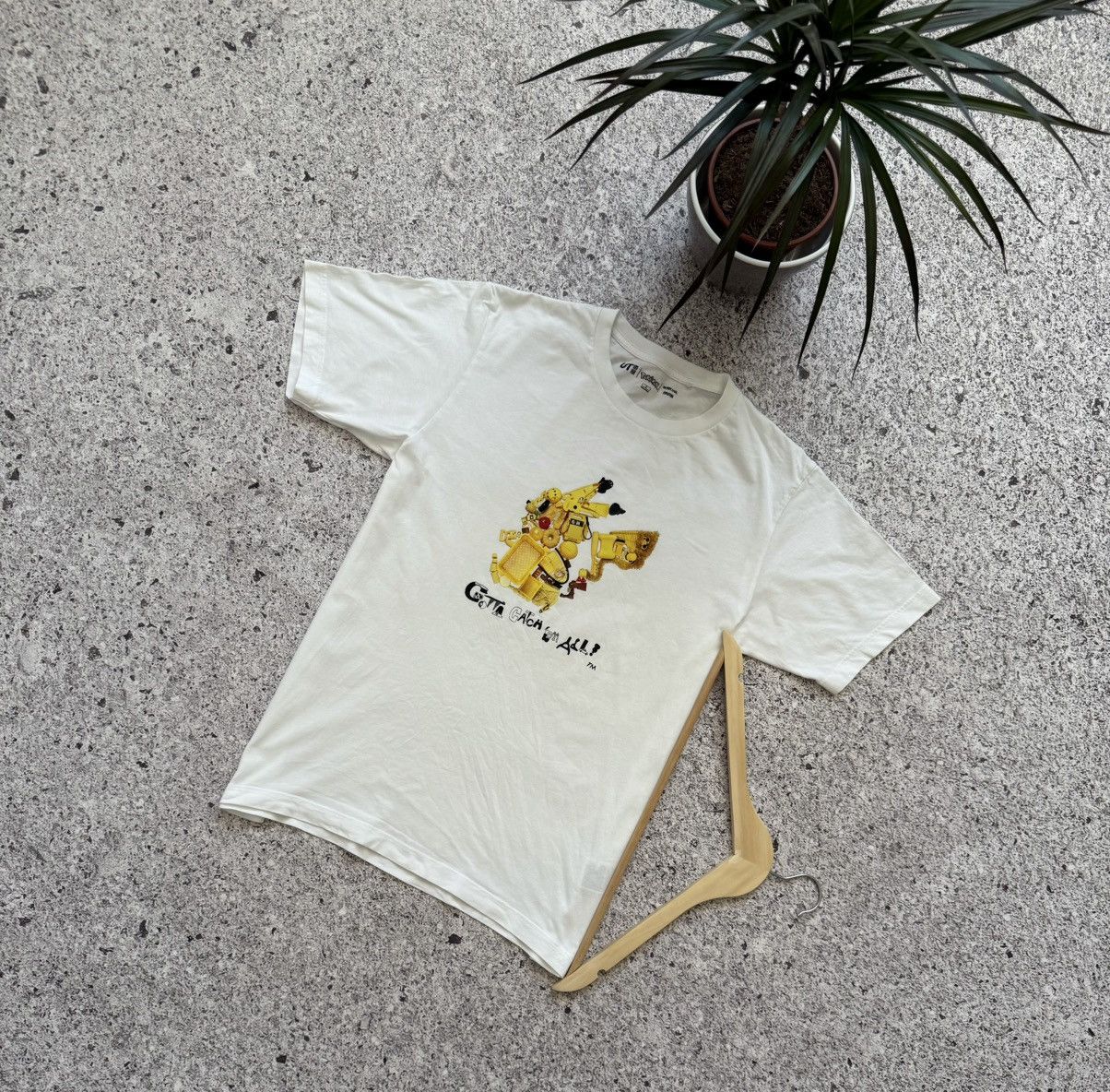 Anime × Japanese Brand × Uniqlo Uniqlo Pokémon Japanese brand T-Shirt Y2K Hype Size US S / EU 44-46 / 1 - 1 Thumbnail