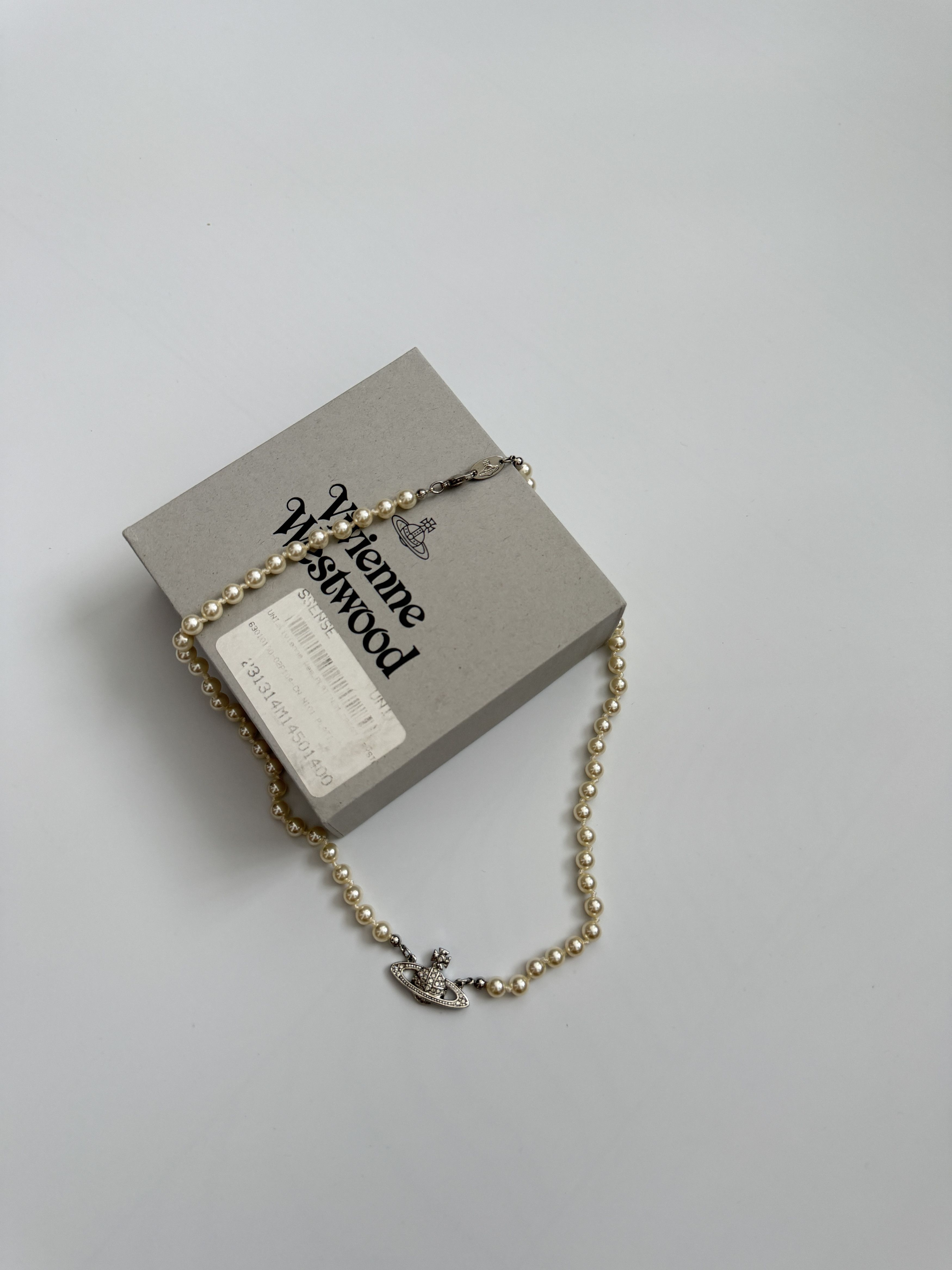 Vivienne Westwood Mini Bas Relief Pearl necklace Size ONE SIZE - 1 Thumbnail