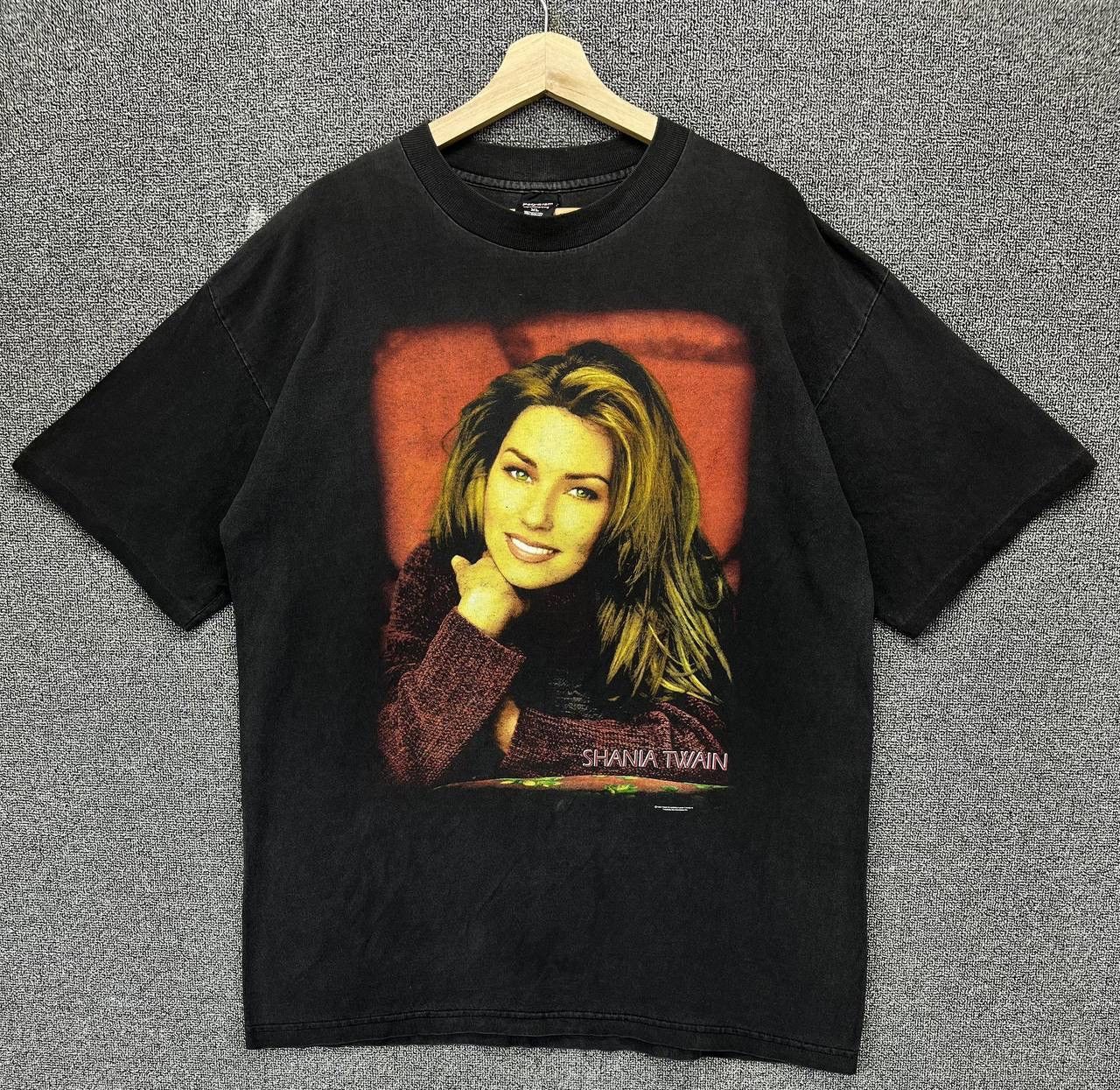 Band Tees Vintage 90s Shania Twain Punk Rock Band Tees T Shirts Size US XL / EU 56 / 4 - 1 Thumbnail