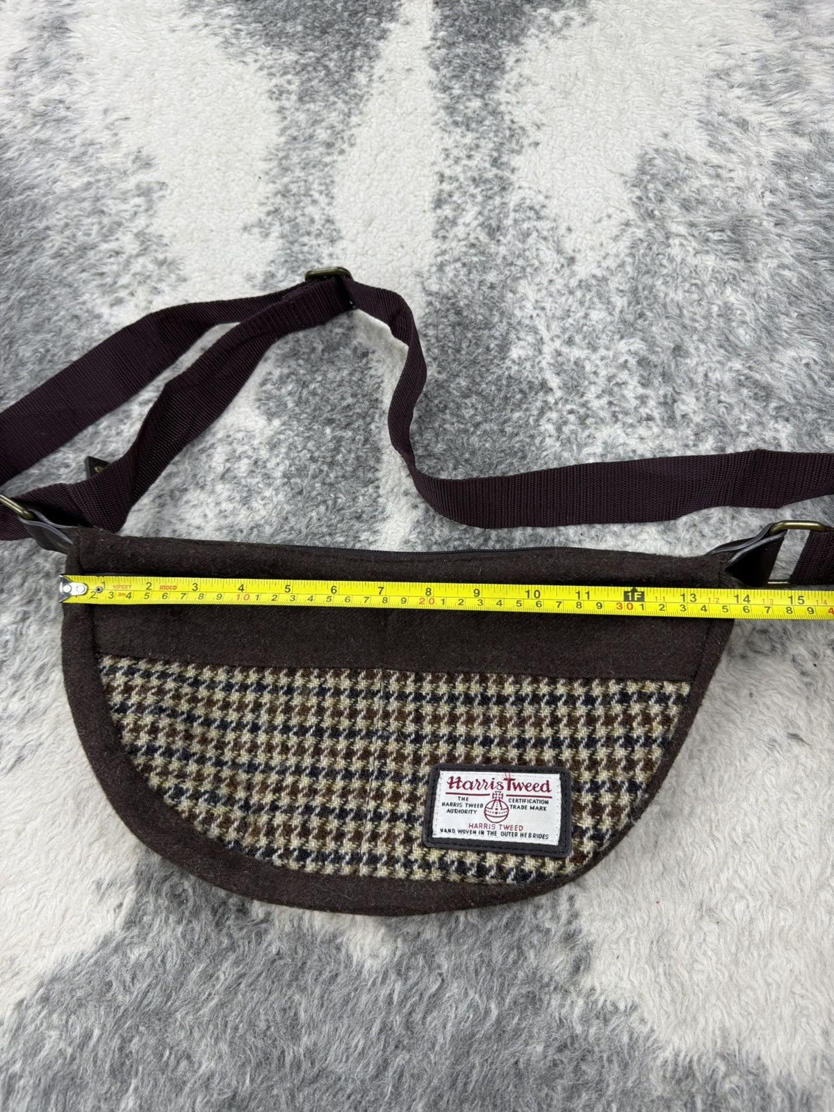 Harris Tweed × Japanese Brand Harris Tweed x Closshi Wool Banana Sling Bag Size ONE SIZE - 10 Thumbnail