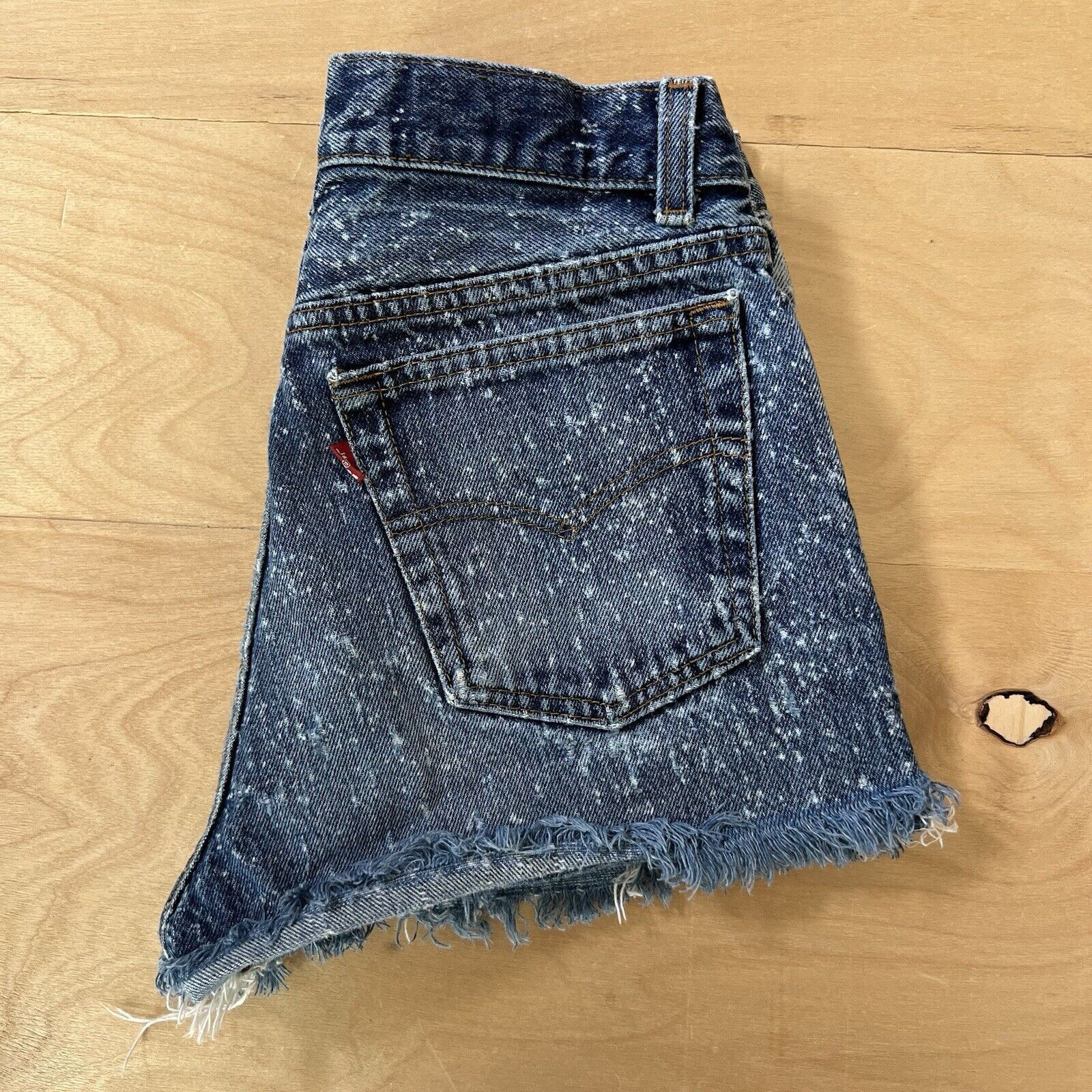 Levi's × Vintage Vintage Levis 501 Shorts W 26 Blue 80s Denim Made in USA Size 26" / US 2 / IT 38 - 2 Thumbnail