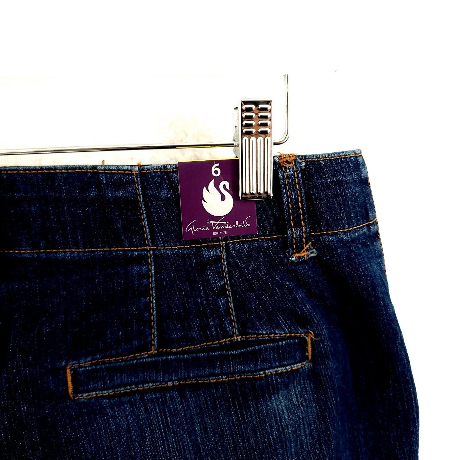 Gloria Vanderbilt NEW Gloria Vanderbilt Missy Elastic Waist Denim Capri Jeans Size 31" - 6 Thumbnail