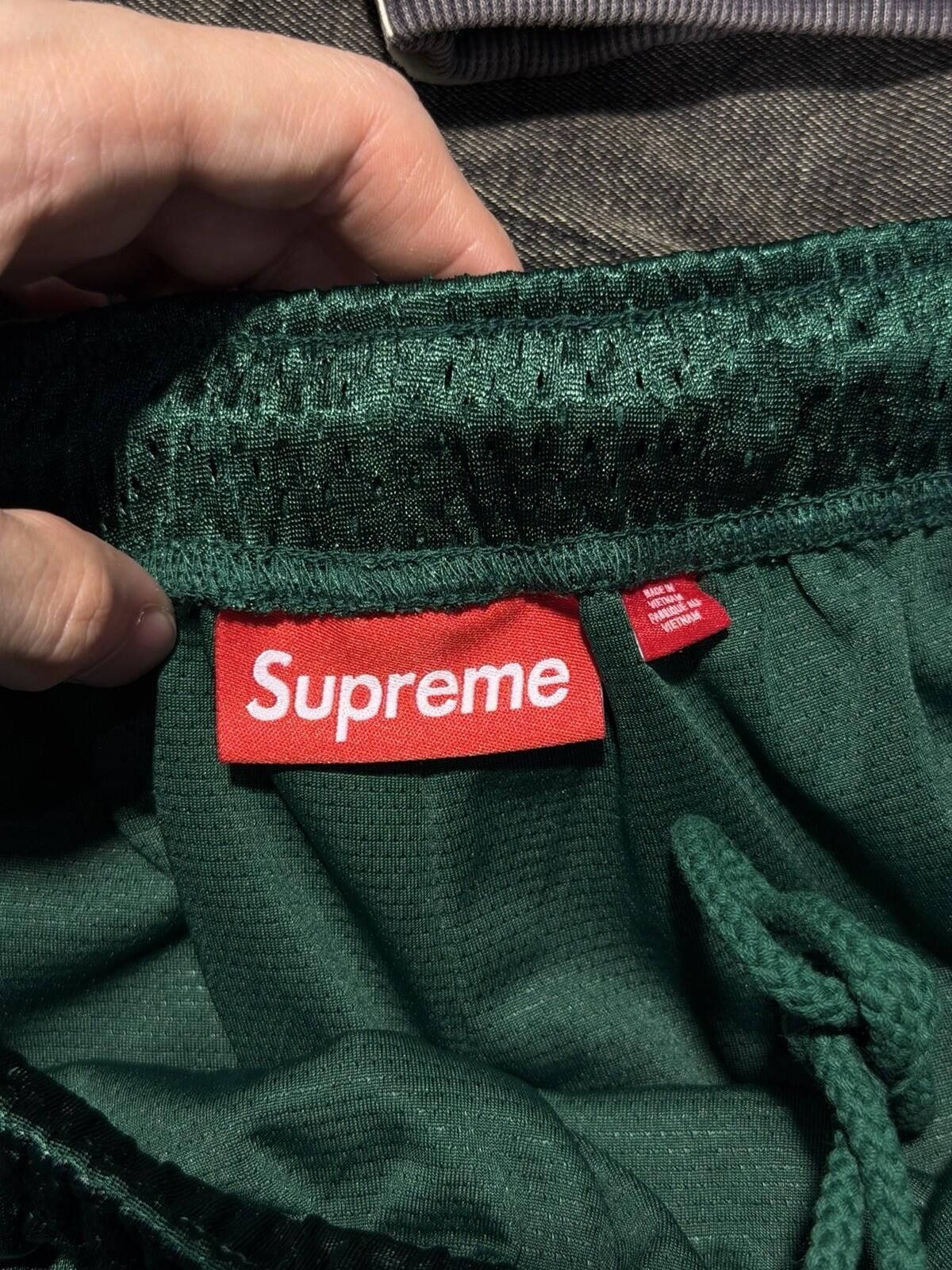 Supreme Supreme Small Box Baggy Mesh Shorts Size Small Green New Size US 30 / EU 46 - 9 Thumbnail