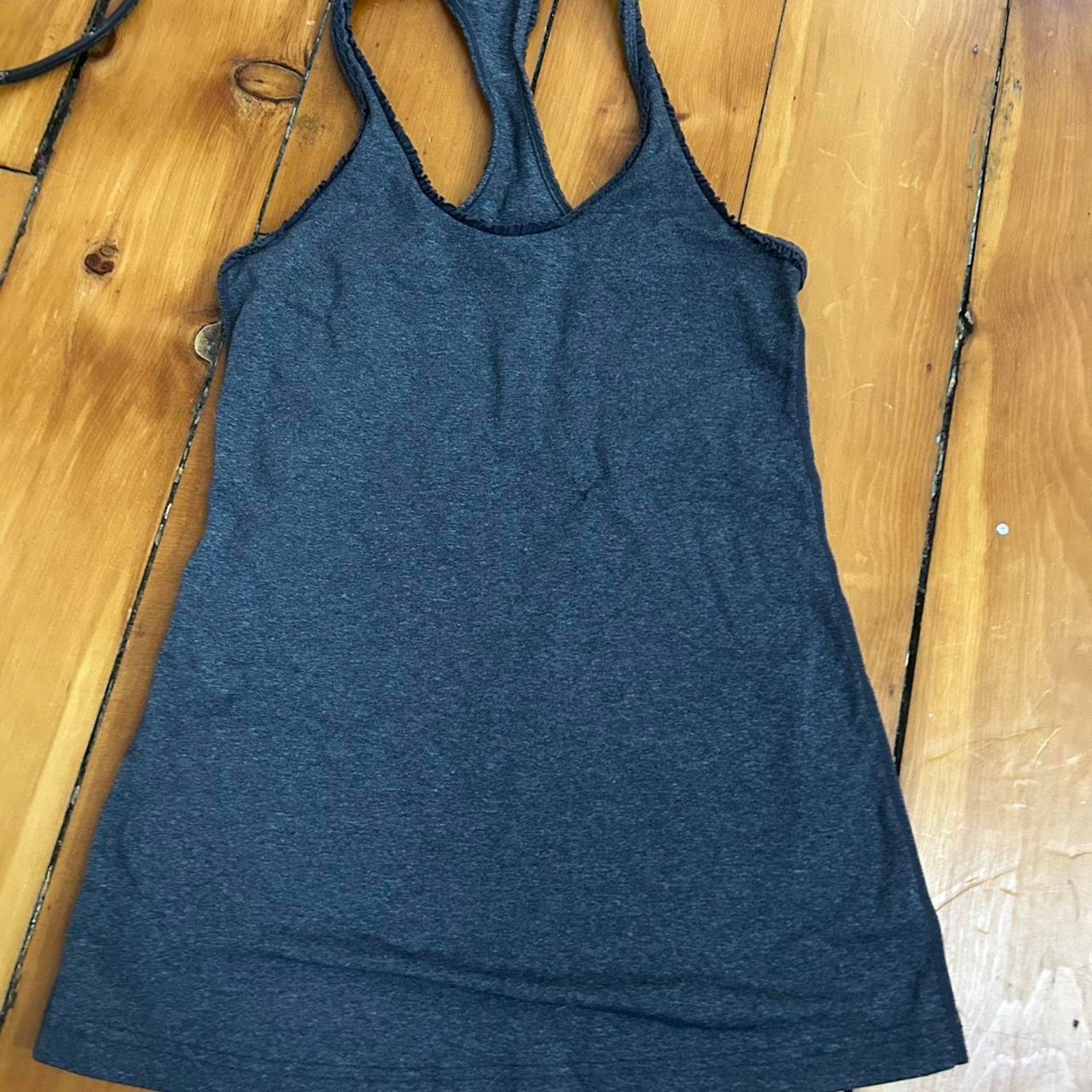 Lululemon Blue lululemon tank top lululemon Size S / US 4 / IT 40 - 2 Thumbnail
