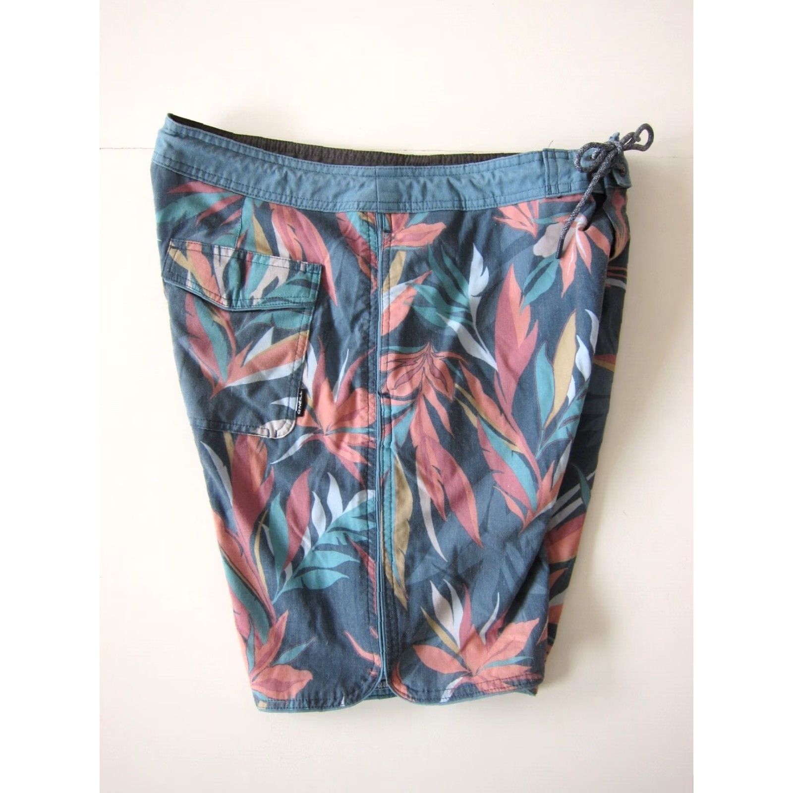 O'Neill O'NEILL Cruzers Blue Pink Floral Swim Surf Beach Cargo Board Shorts Men 34 Size US 34 / EU 50 - 6 Thumbnail