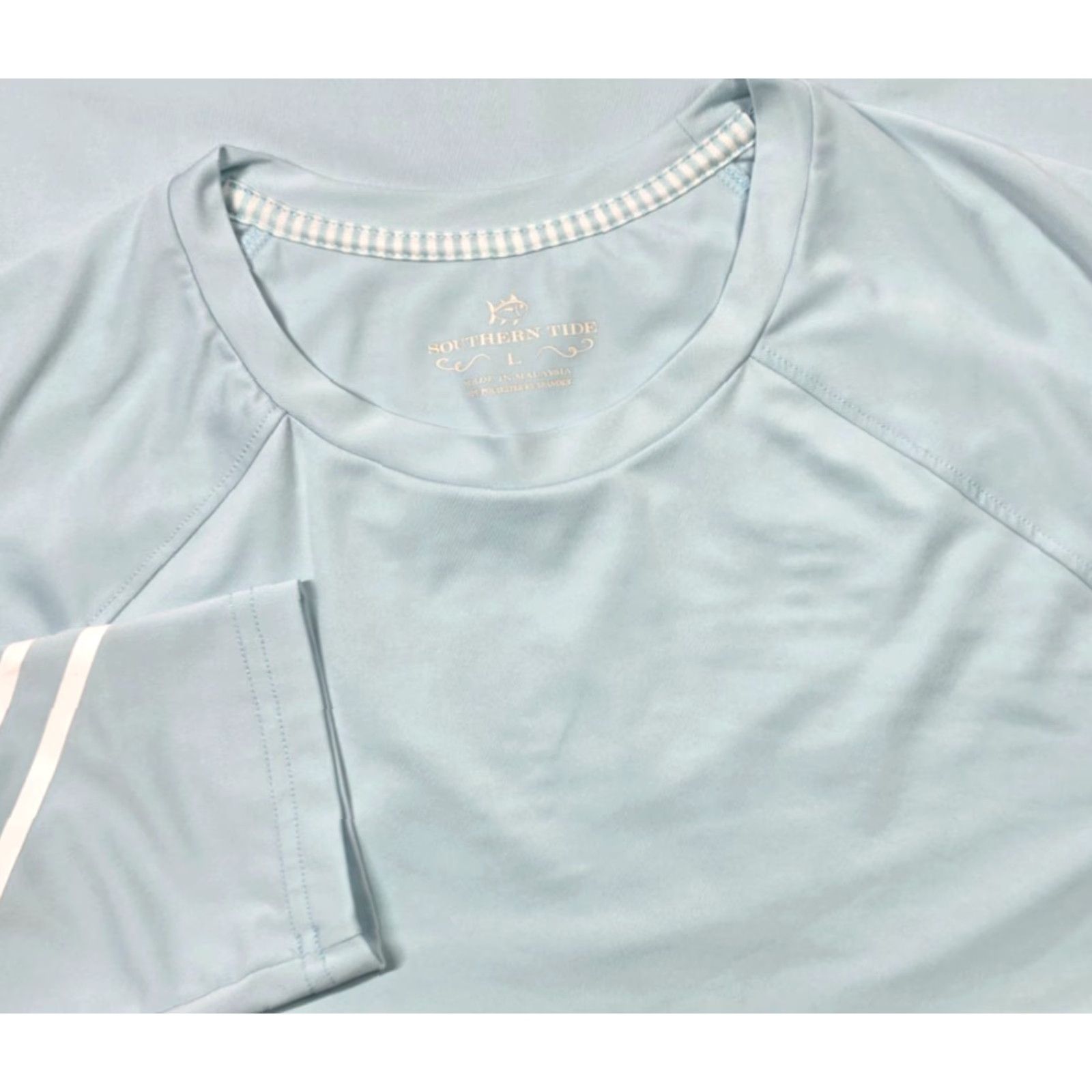 Southern Tide Southern Tide Shirt Women L Blue Reflective Skipjack Performance Long Sleeve Tee Size L / US 10 / IT 46 - 2 Thumbnail