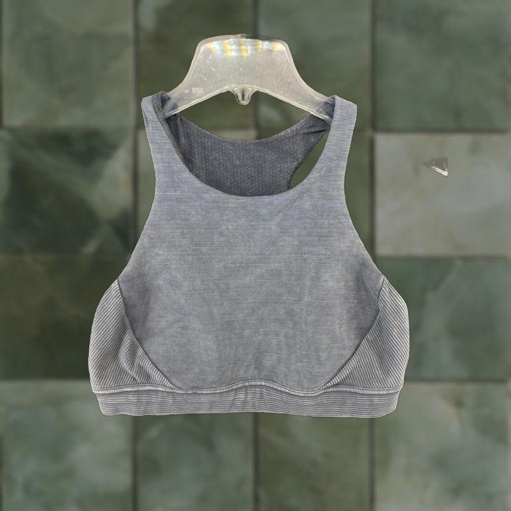Lululemon Womens Sports Bra Gray Small Full Cup Wireless Comfort Stretch in Grey