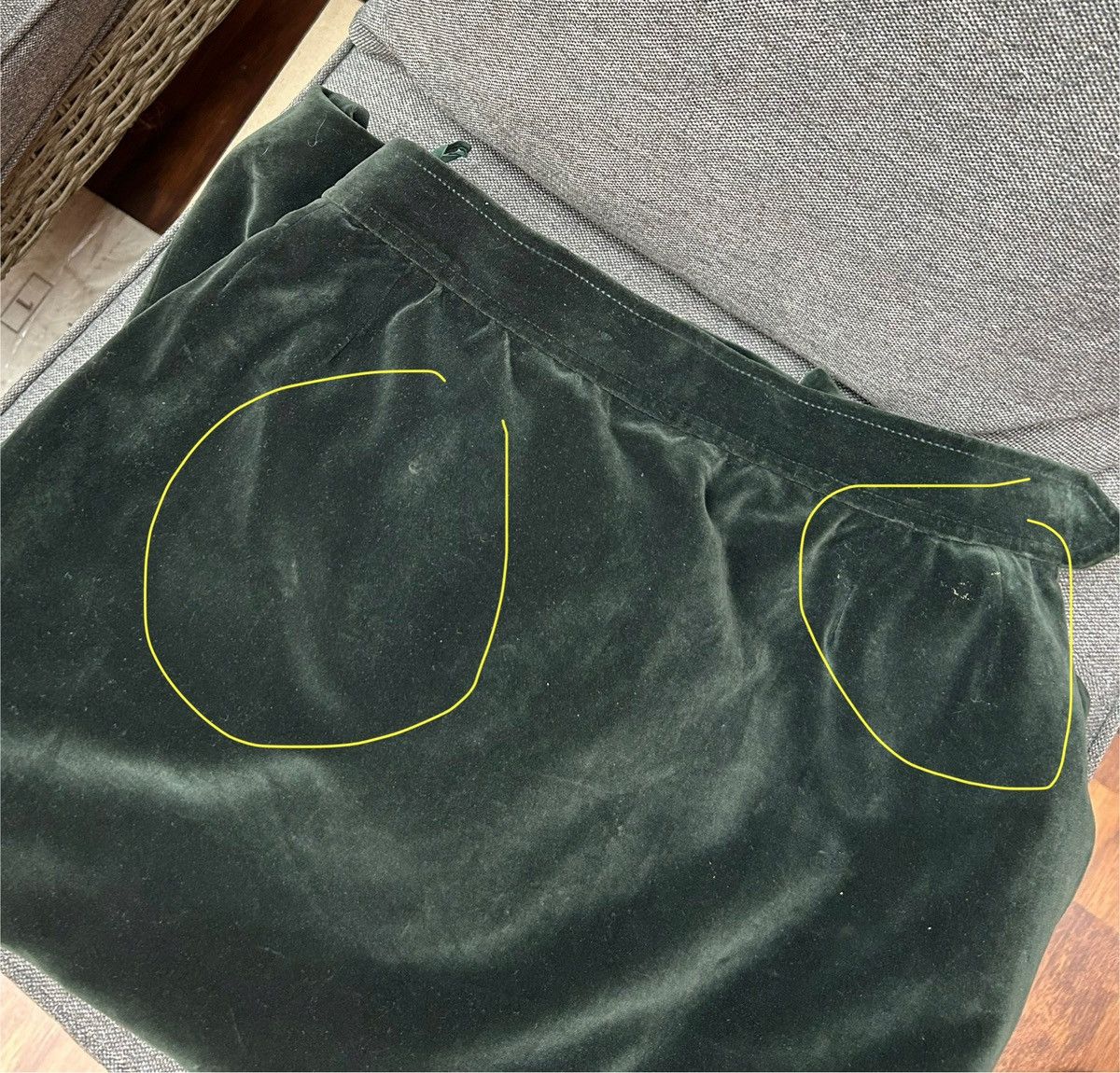 Saint Laurent Paris × Vintage × Yves Saint Laurent 70’s Saint Laurent Rive Gauche Green Velvet Skirt Size 27" / US 4 / IT 40 - 8 Thumbnail