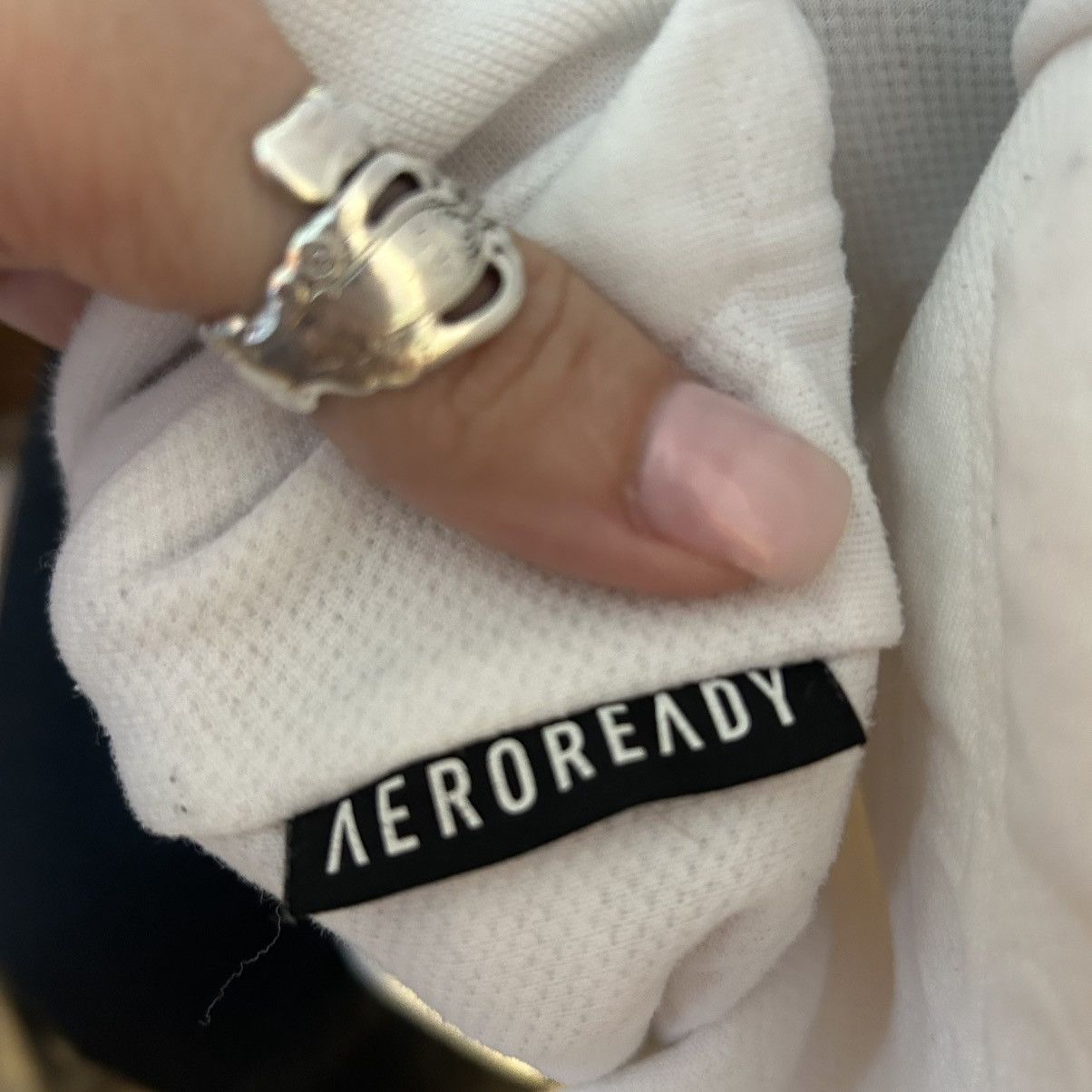 Adidas Adidas areoready jacquard oversized cropped pullover S Size S / US 4 / IT 40 - 7 Thumbnail