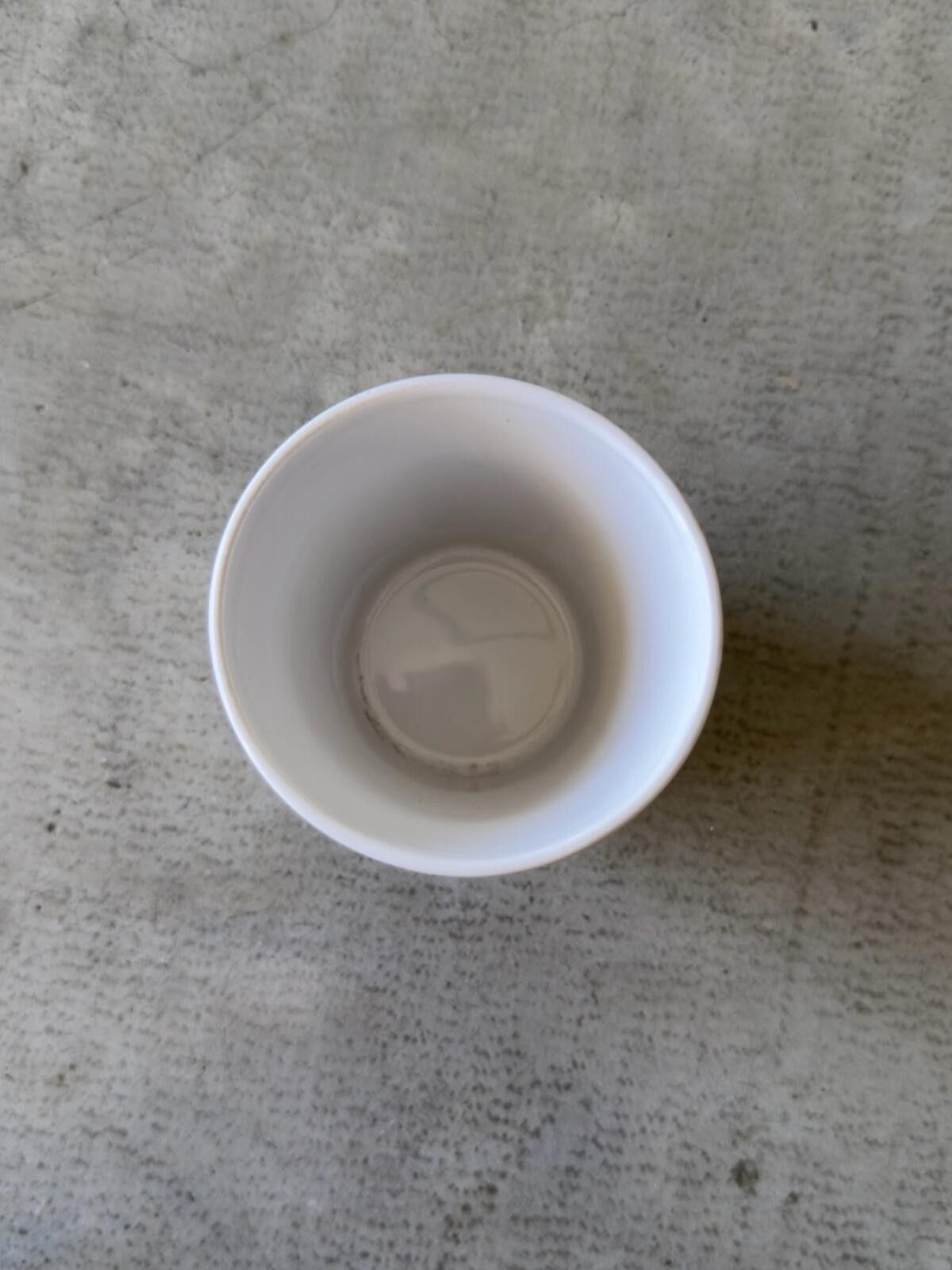 Other White Ceramic Planter Pot / Minimal Modern Indoor Decor Size ONE SIZE - 4 Thumbnail